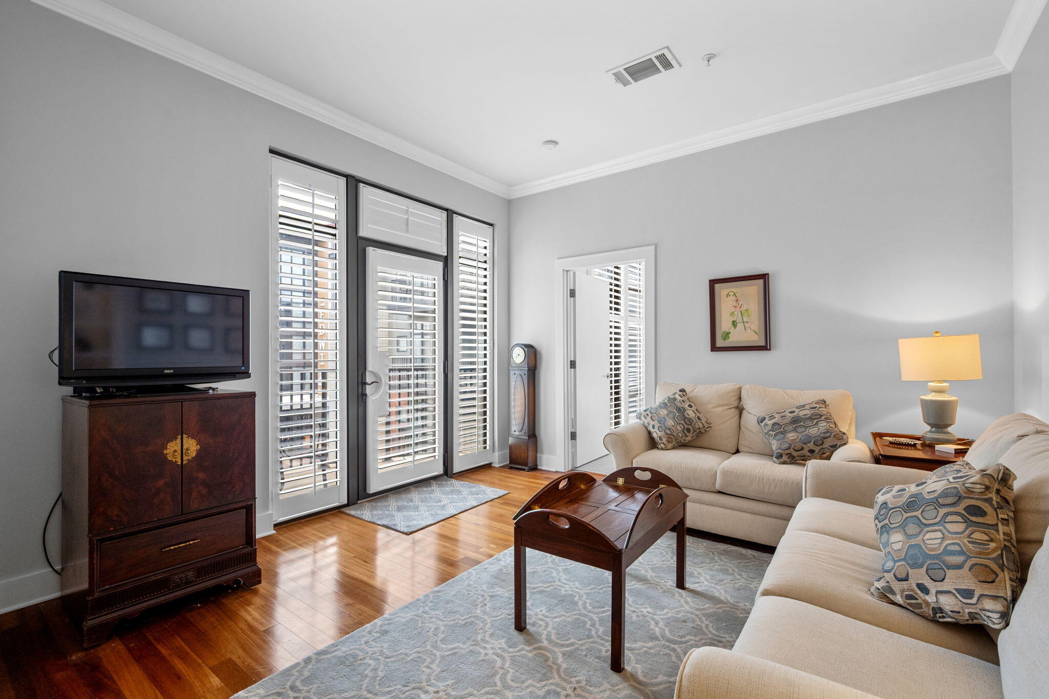 129 Walnut Street, Unit 303