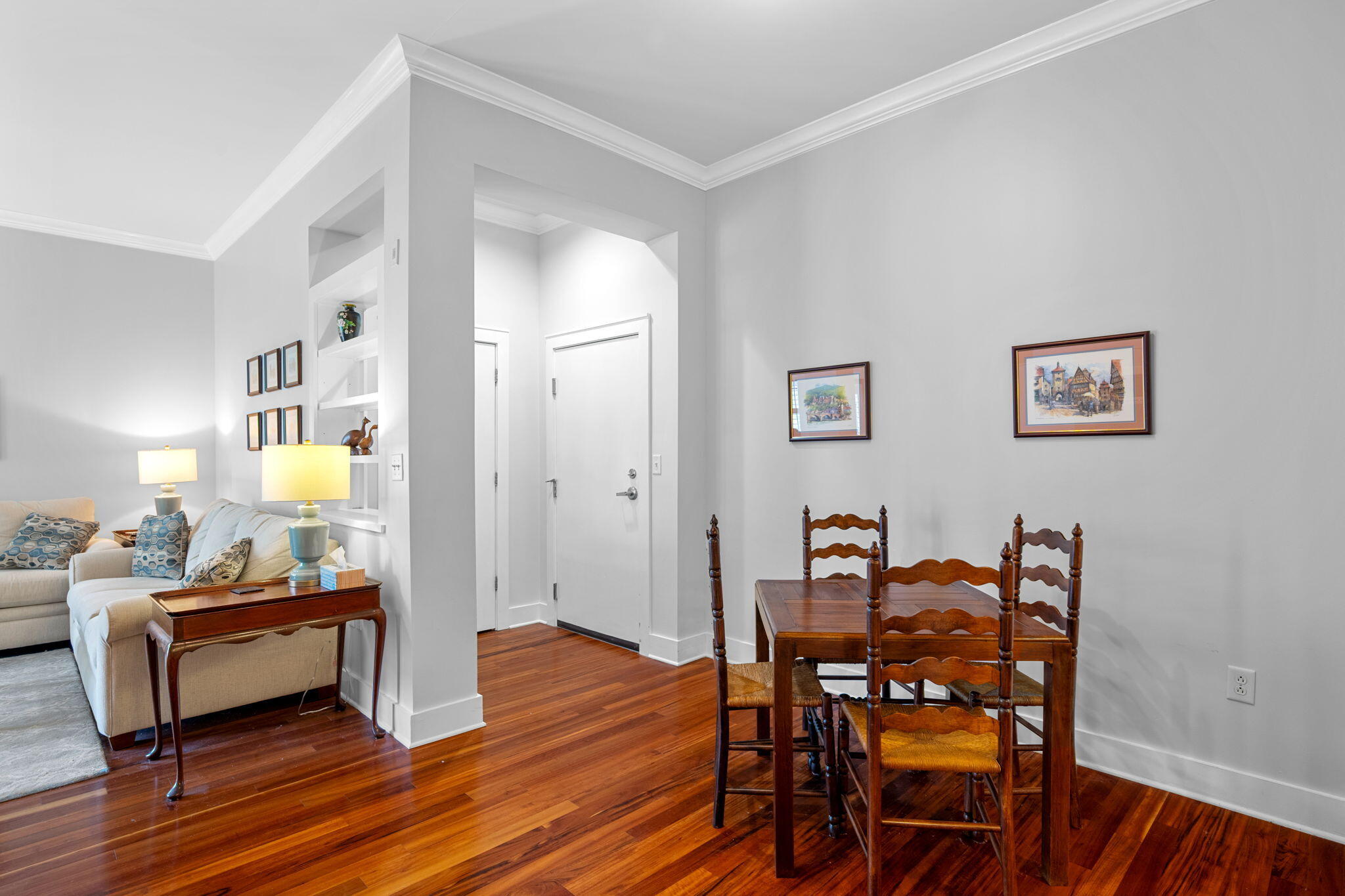 129 Walnut Street, Unit 303