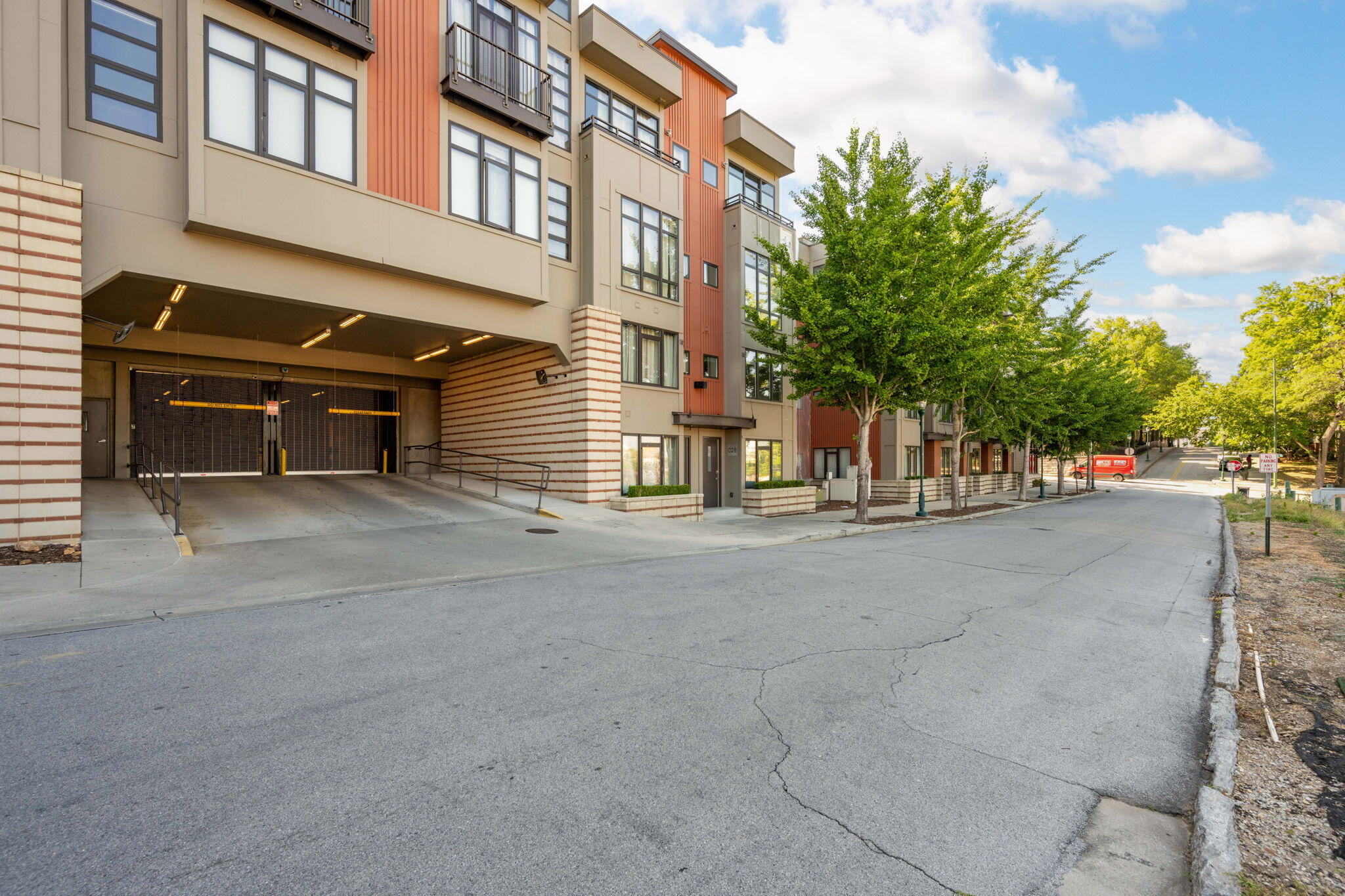 129 Walnut Street, Unit 303