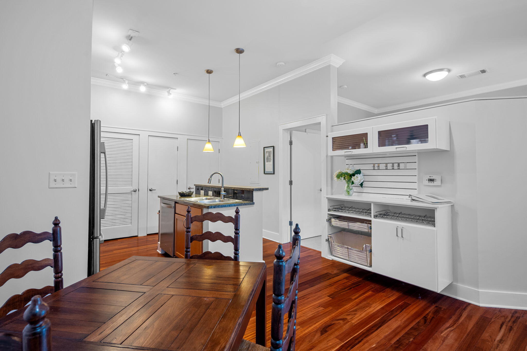 129 Walnut Street, Unit 303