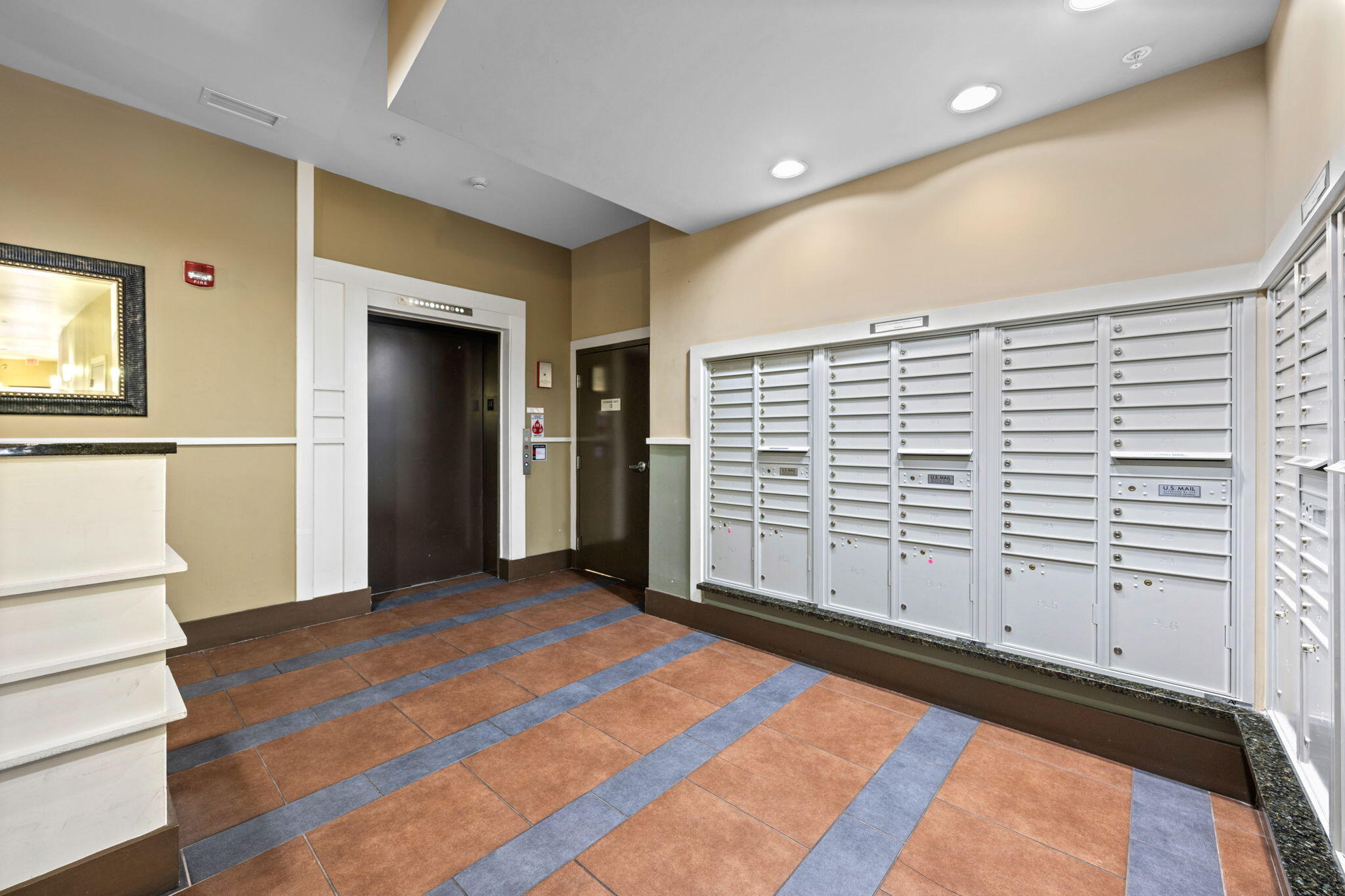 129 Walnut Street, Unit 303