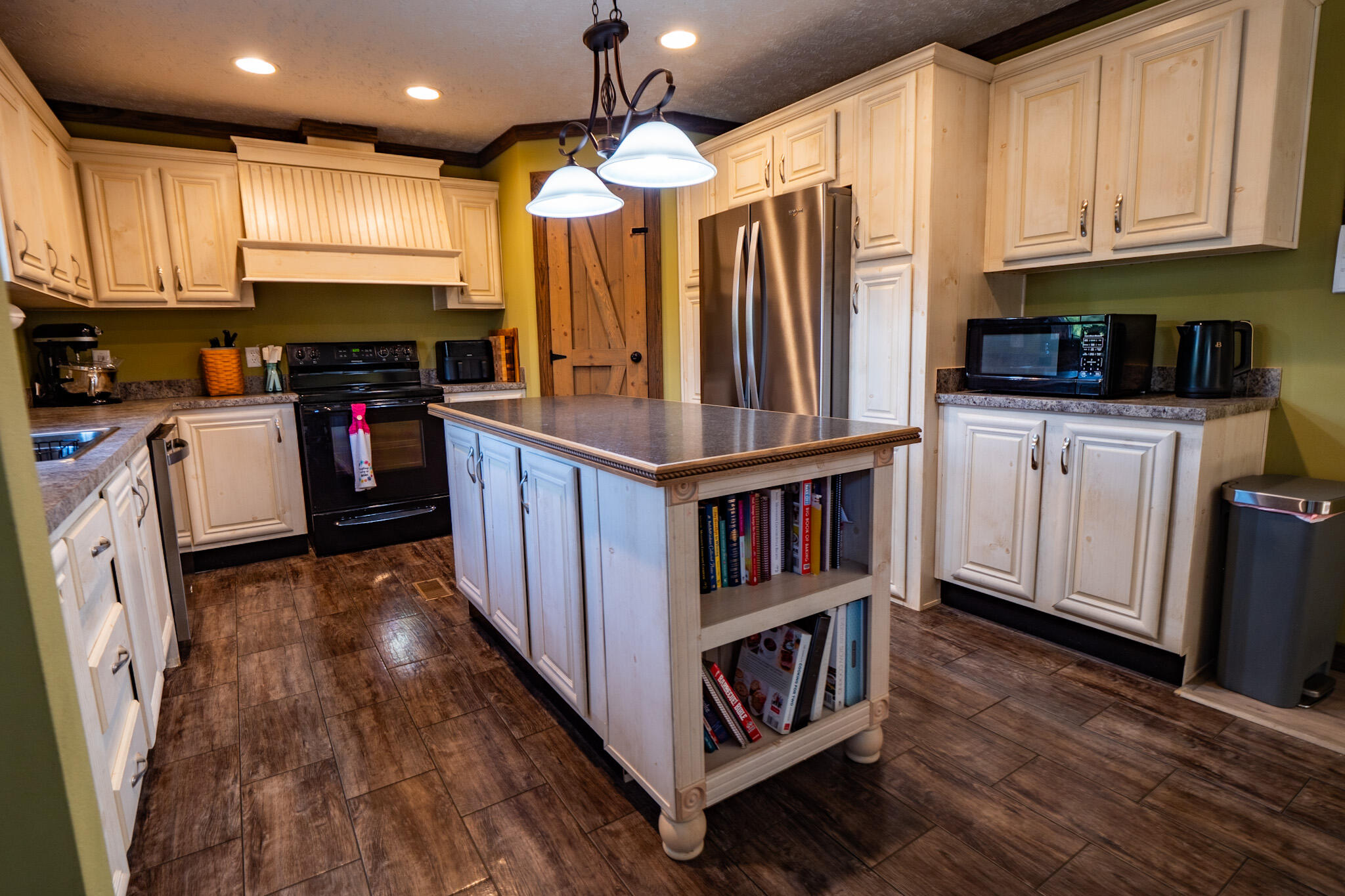 560 S Ridge Line Road