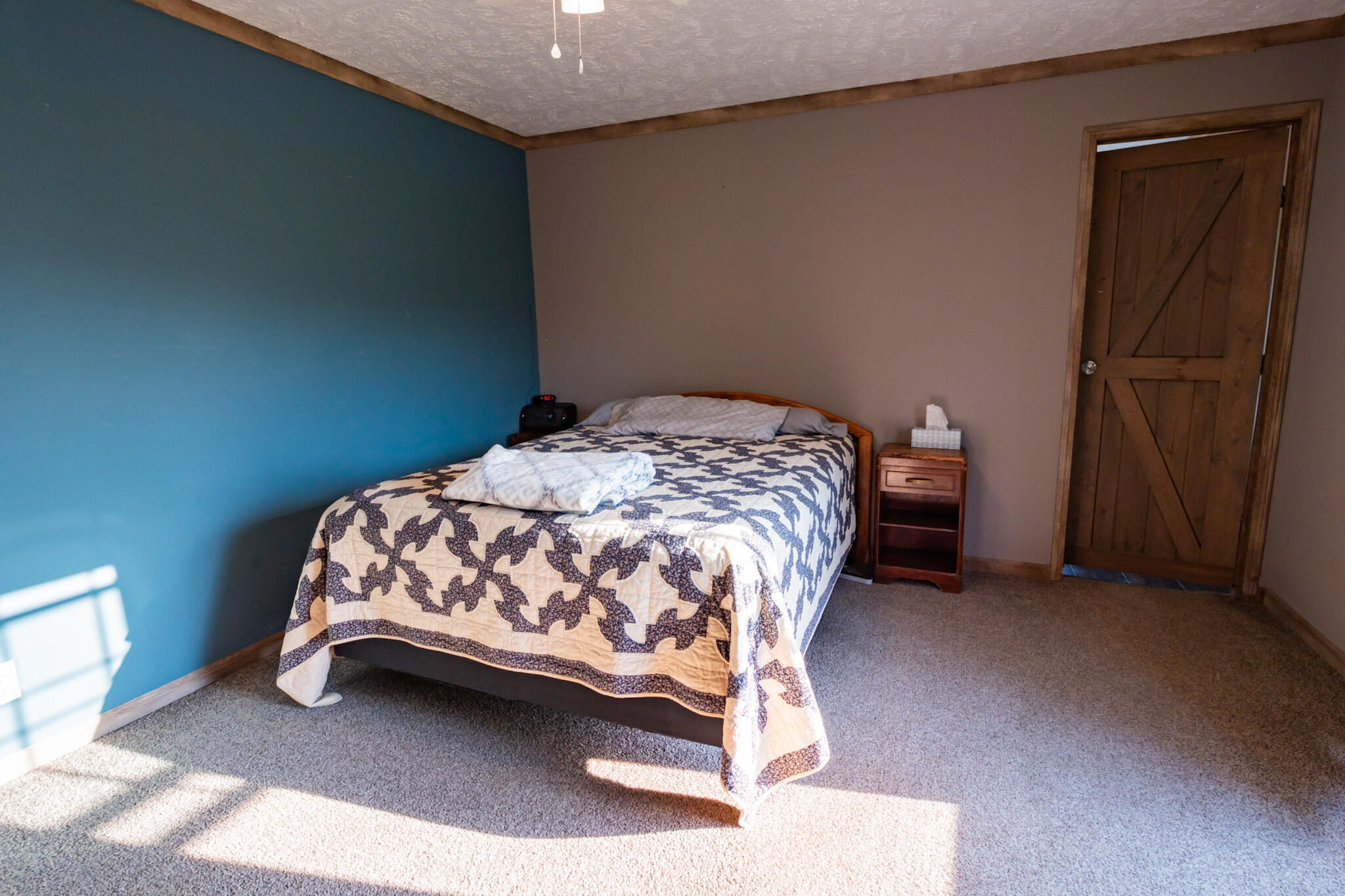 560 S Ridge Line Road