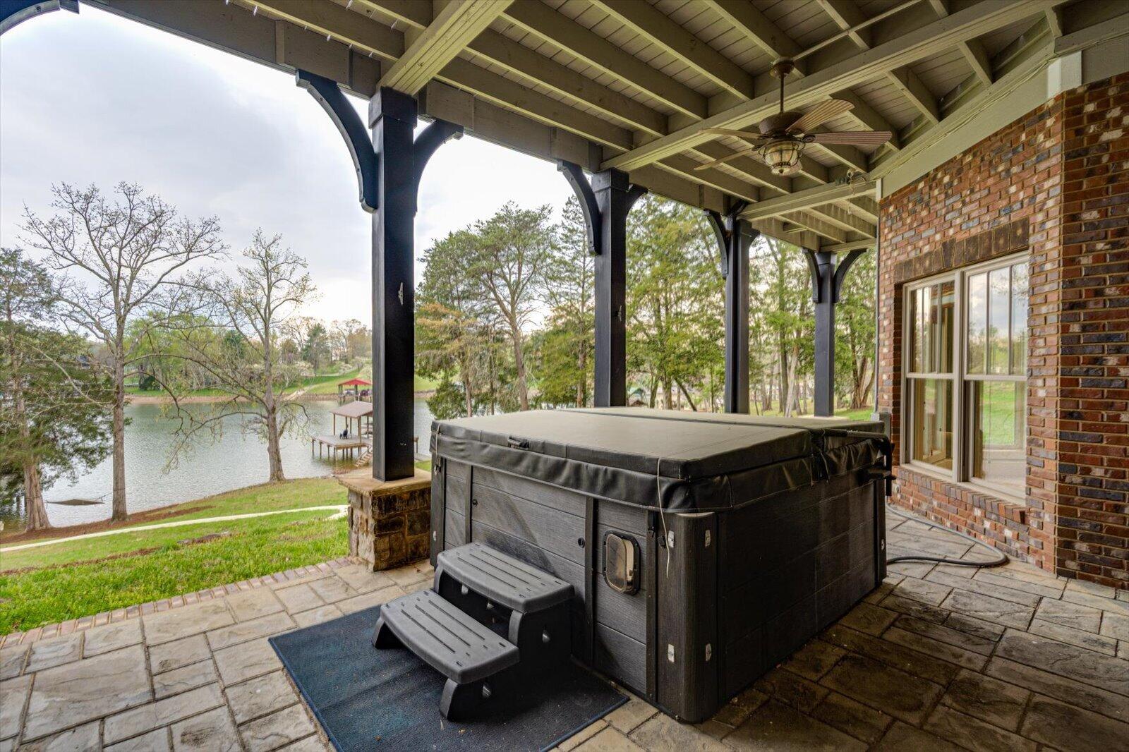 302 Key Cove Road