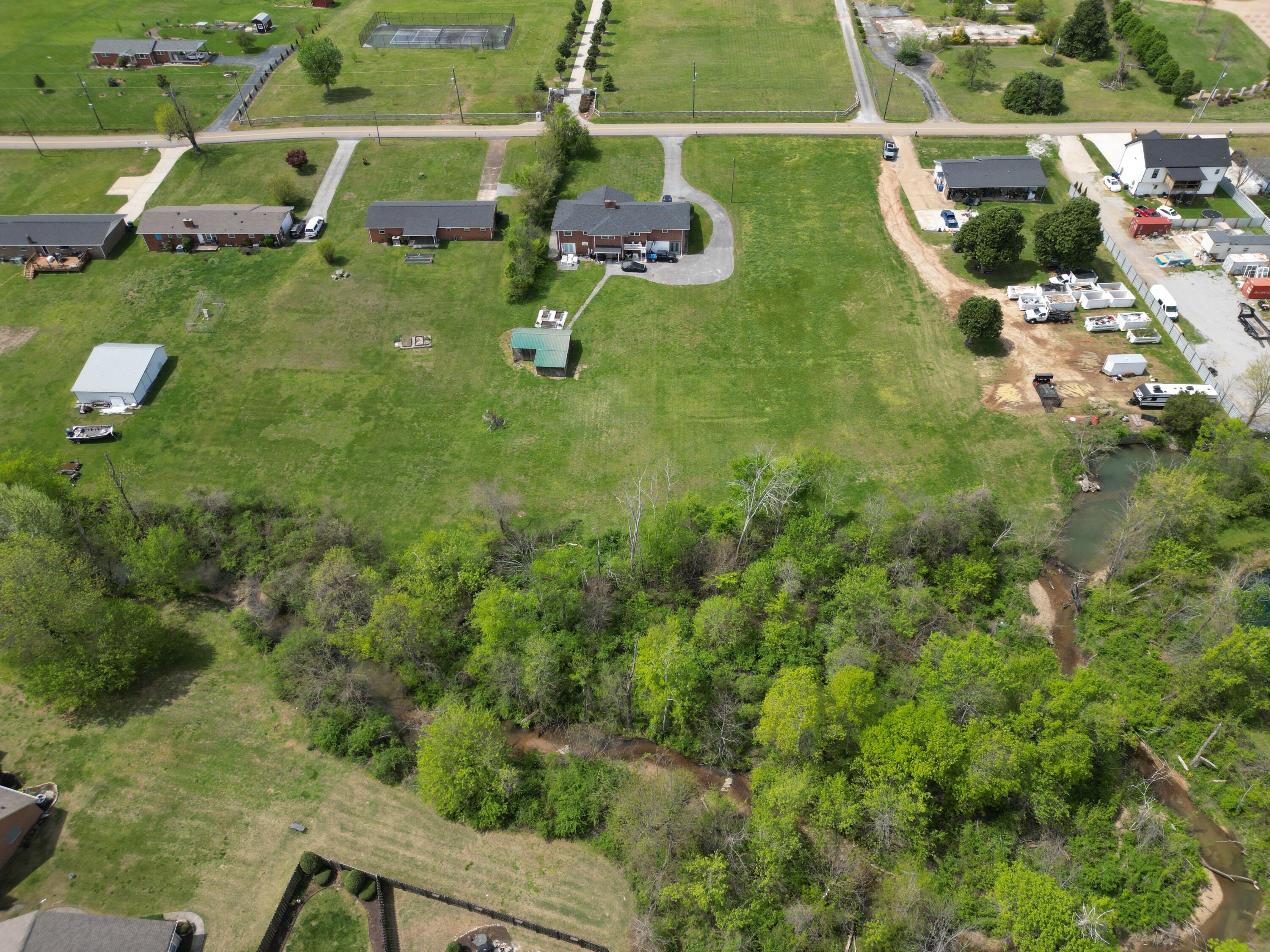 1706 Gray Road