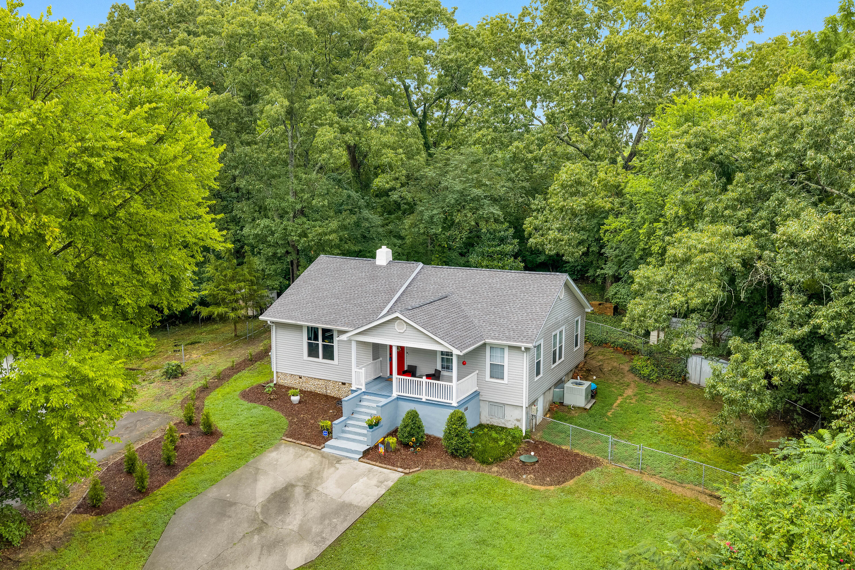 223 Ivy Street