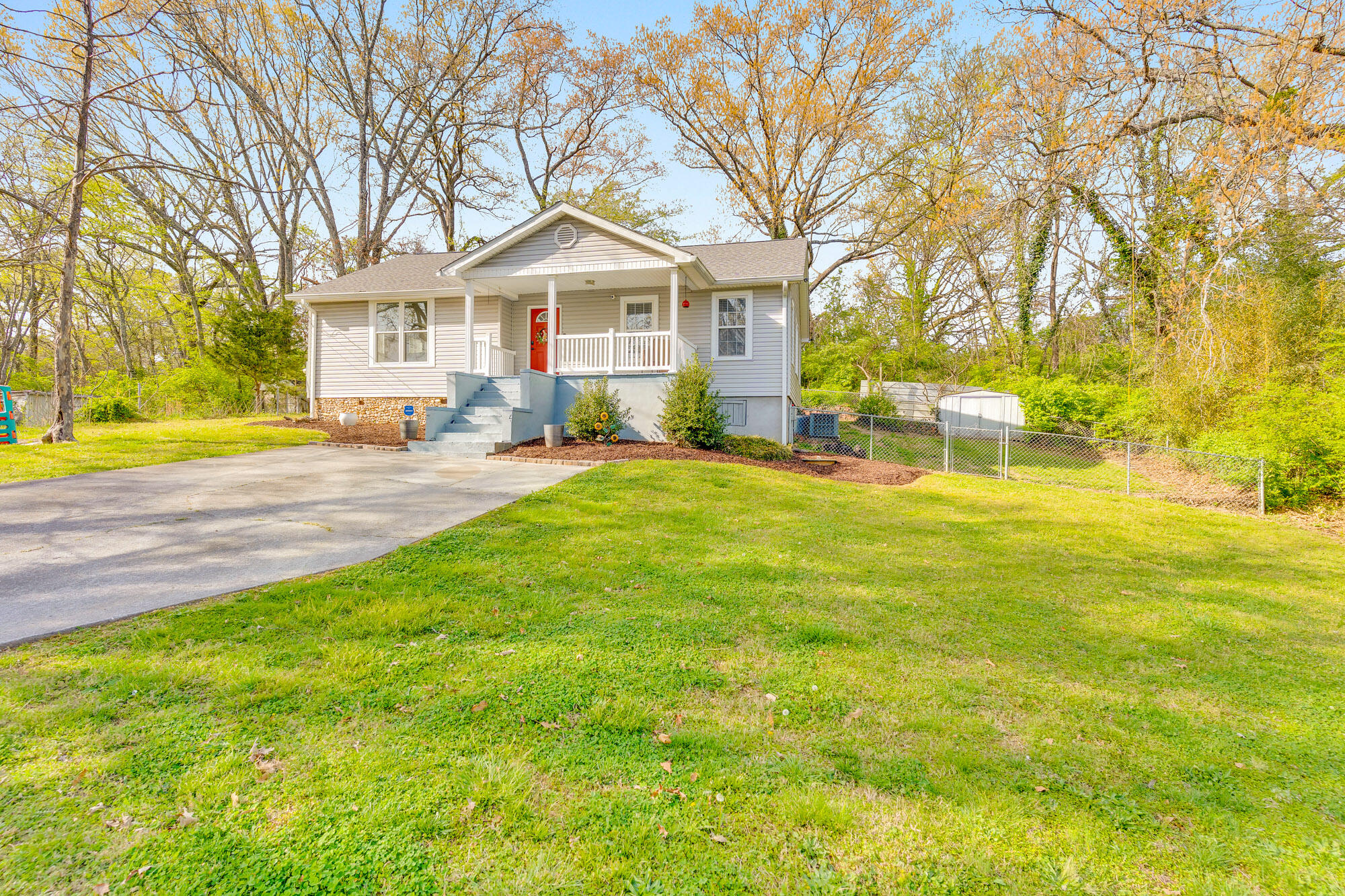 223 Ivy Street