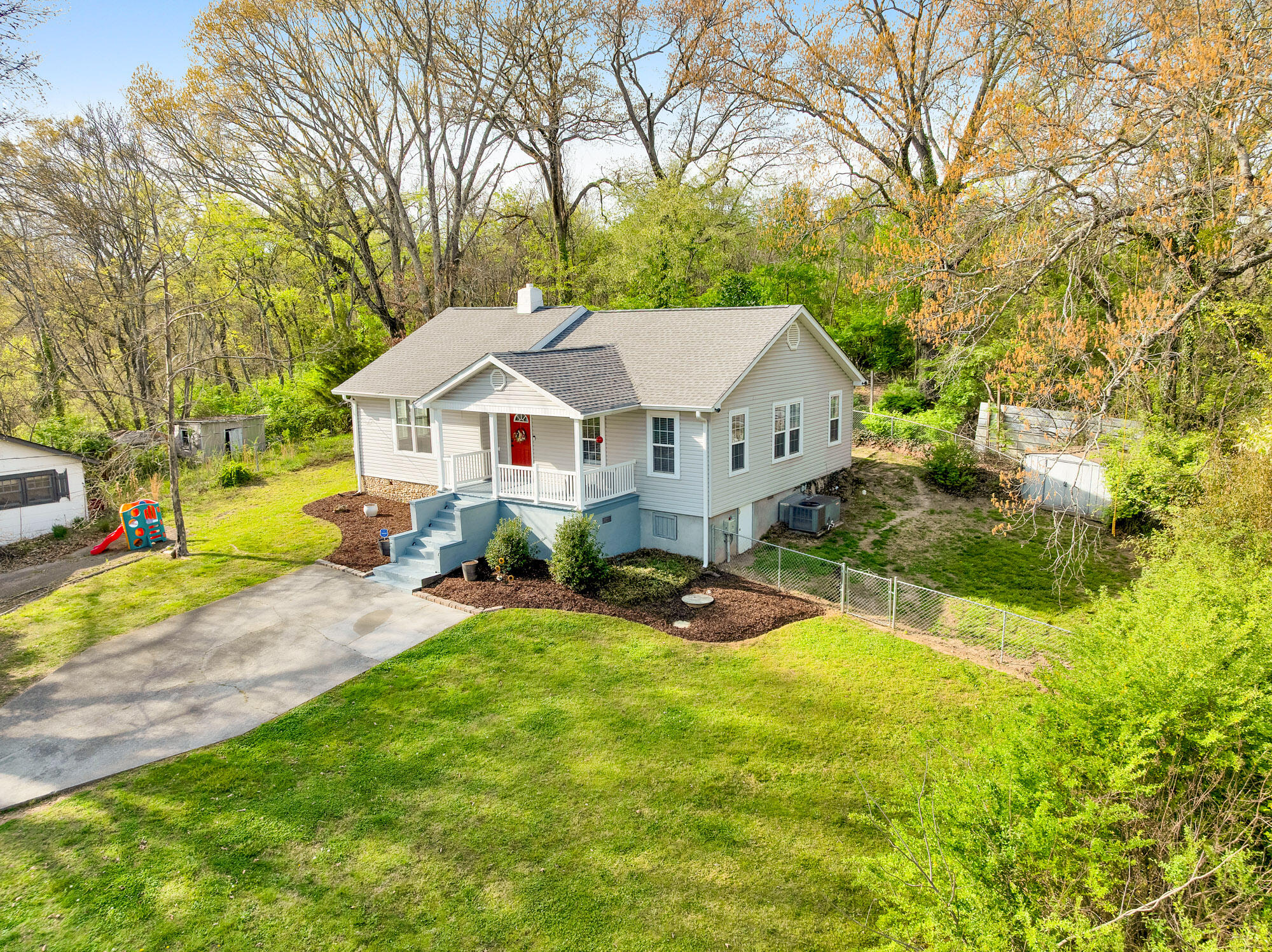 223 Ivy Street