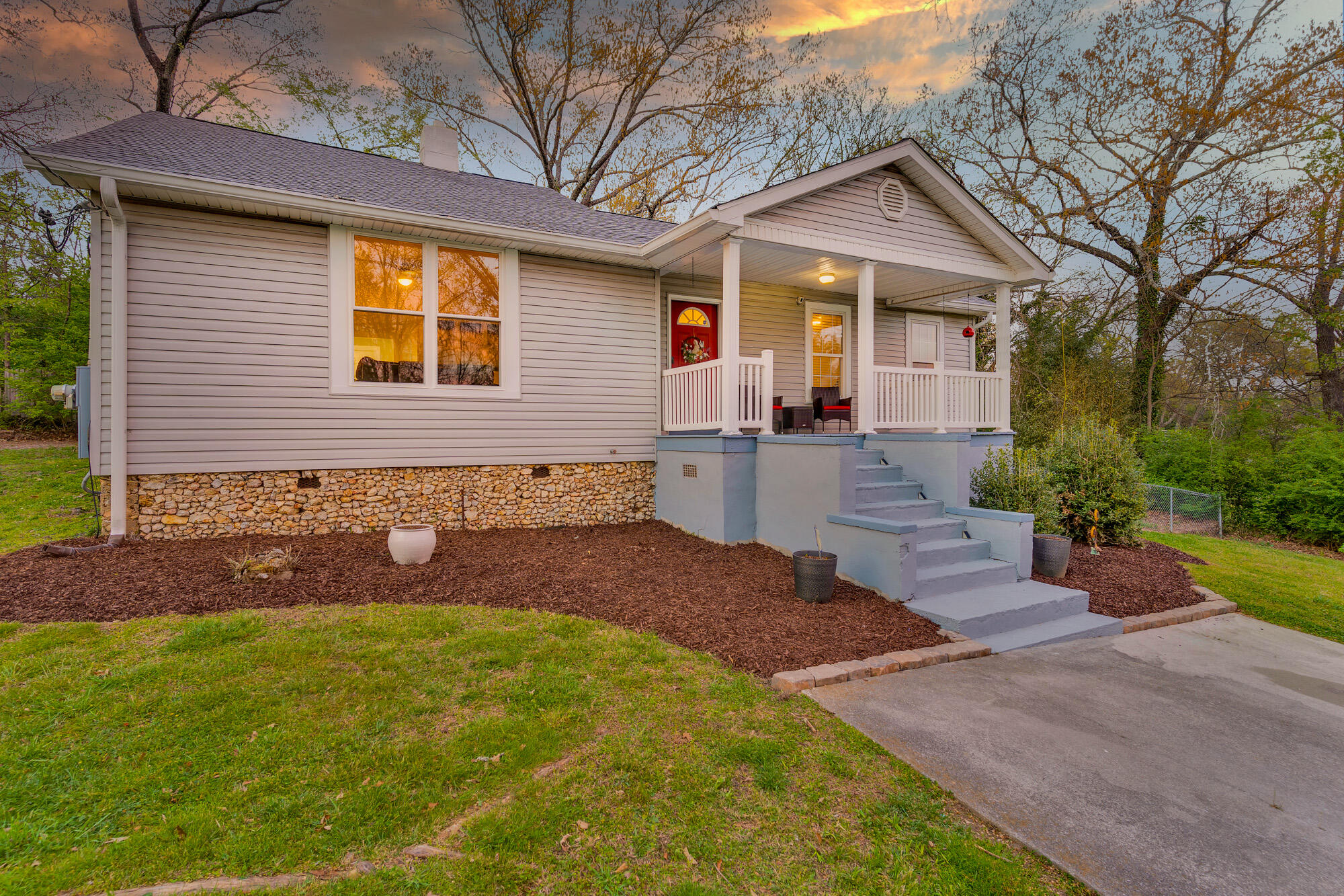 223 Ivy Street
