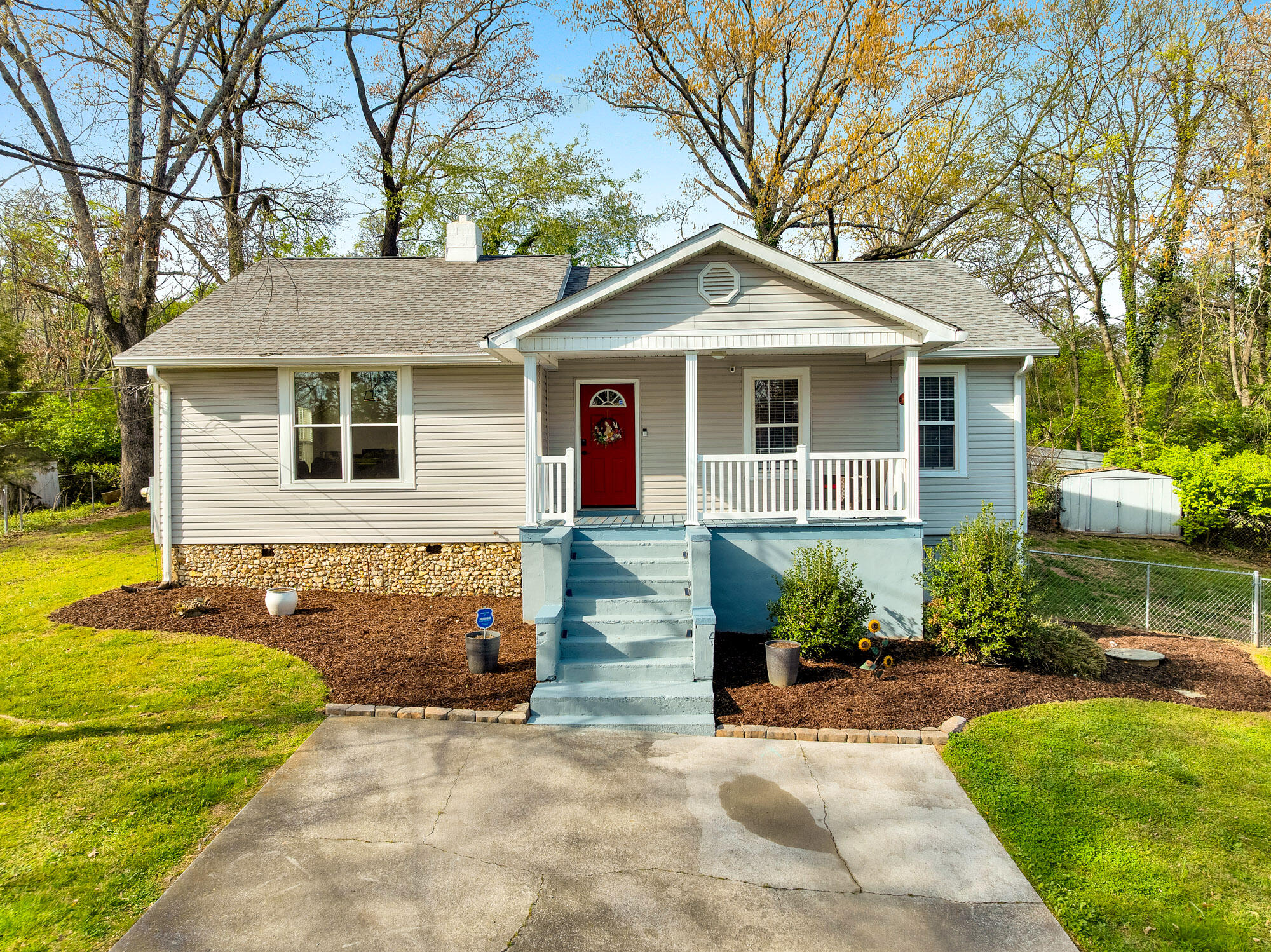 223 Ivy Street