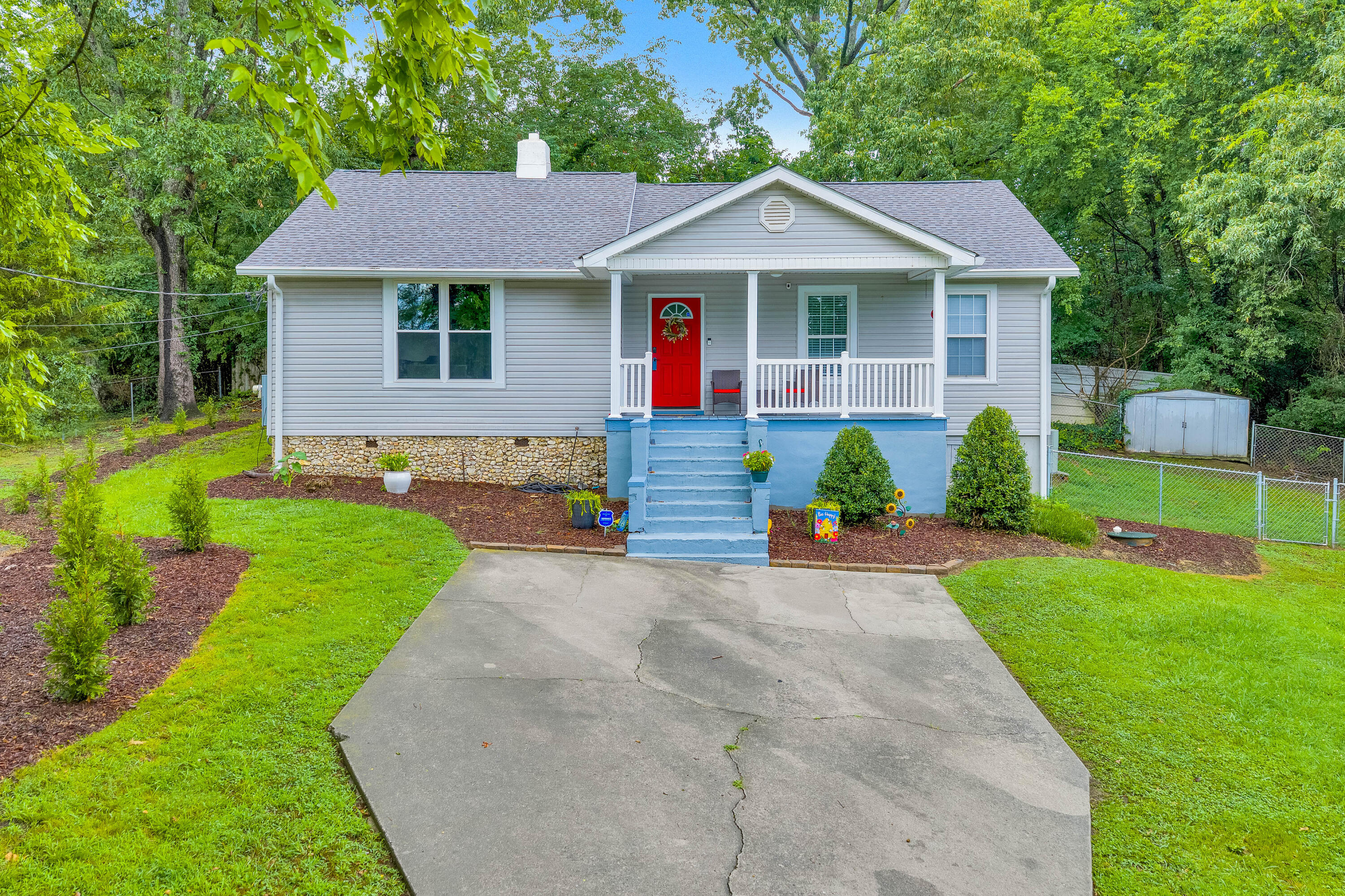 223 Ivy Street