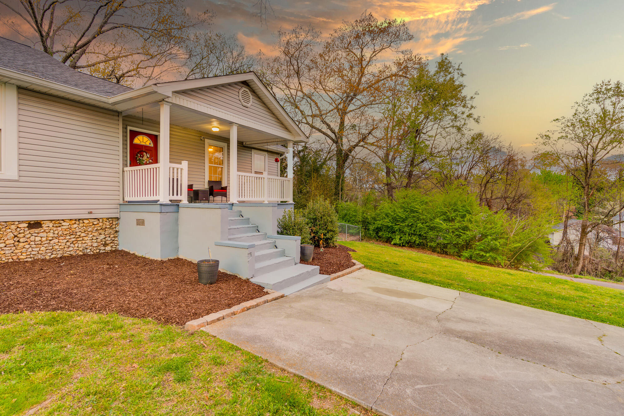 223 Ivy Street