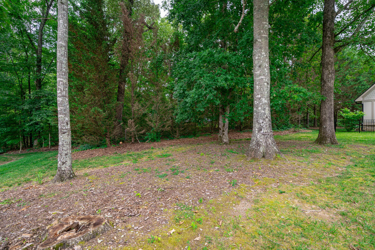 2324 Dogwood Grove Circle