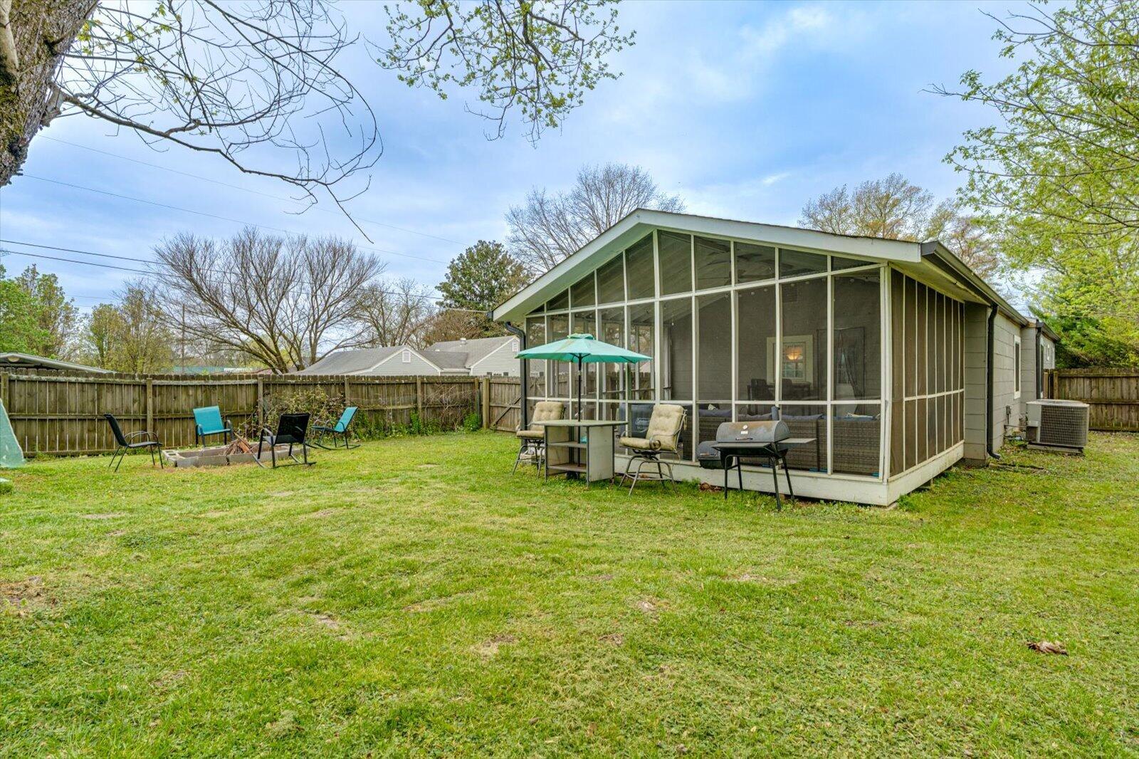 1320 Sewanee Drive