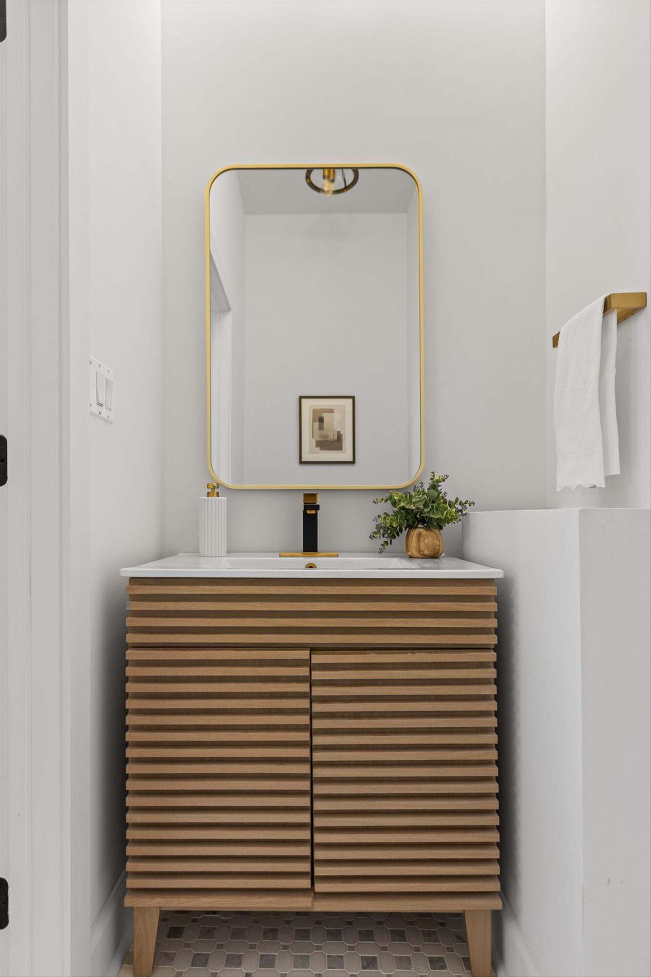 1103 Centennial Drive