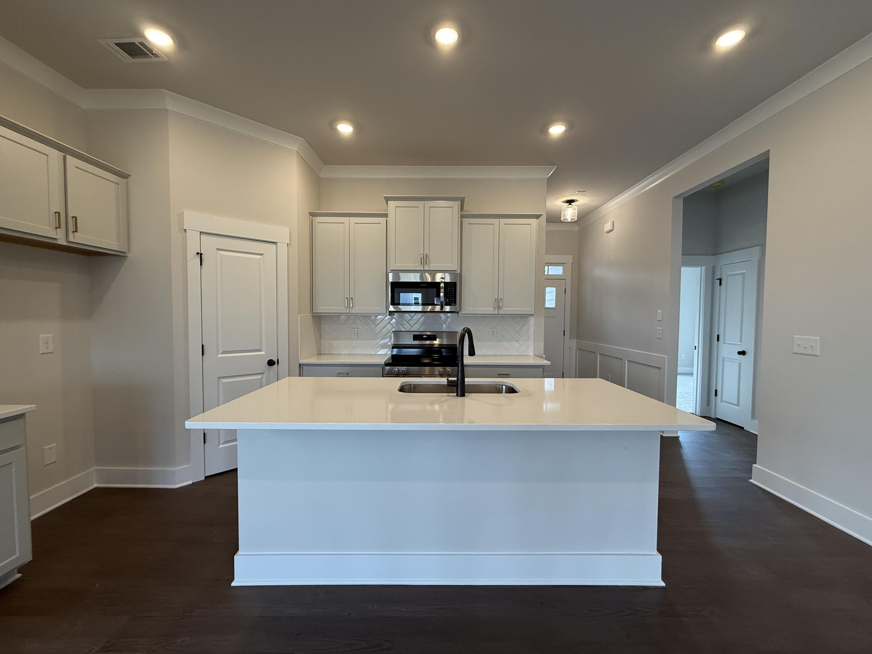 7549 Snow Cone Way, 16