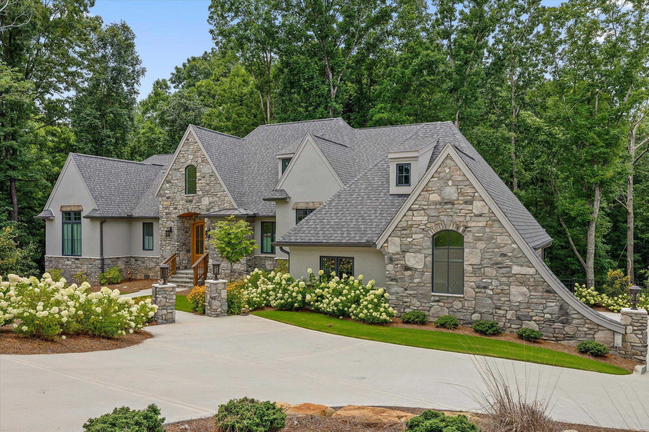 5047 Amethyst Road