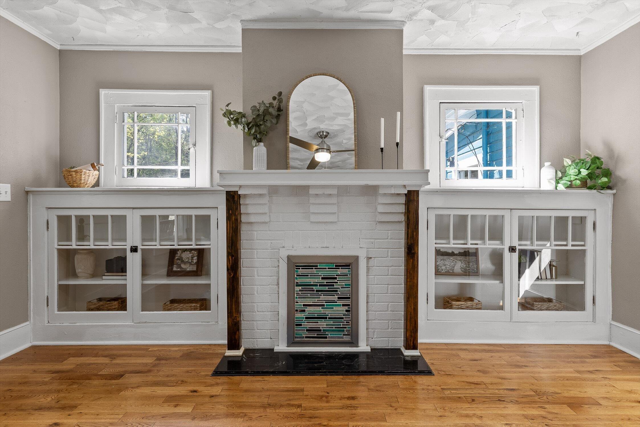 112 Hedgewood Drive