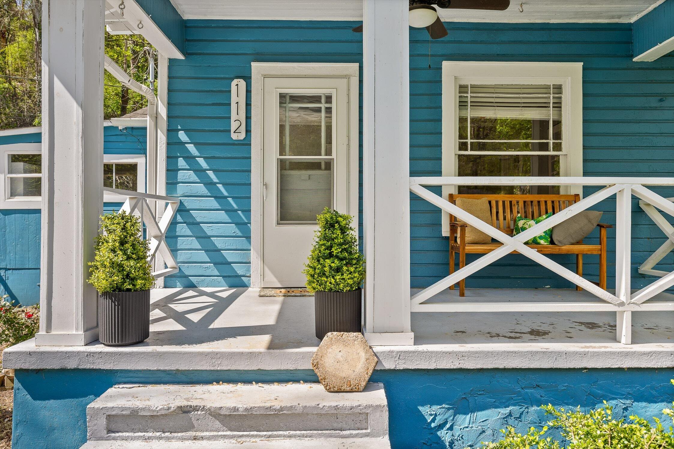 112 Hedgewood Drive