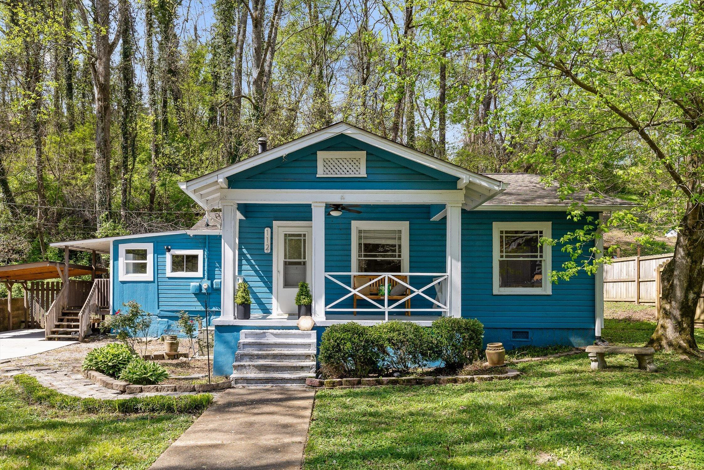 112 Hedgewood Drive