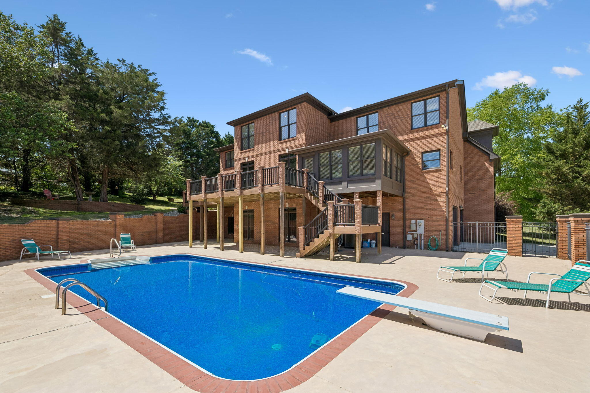 7920 Higgins Lane