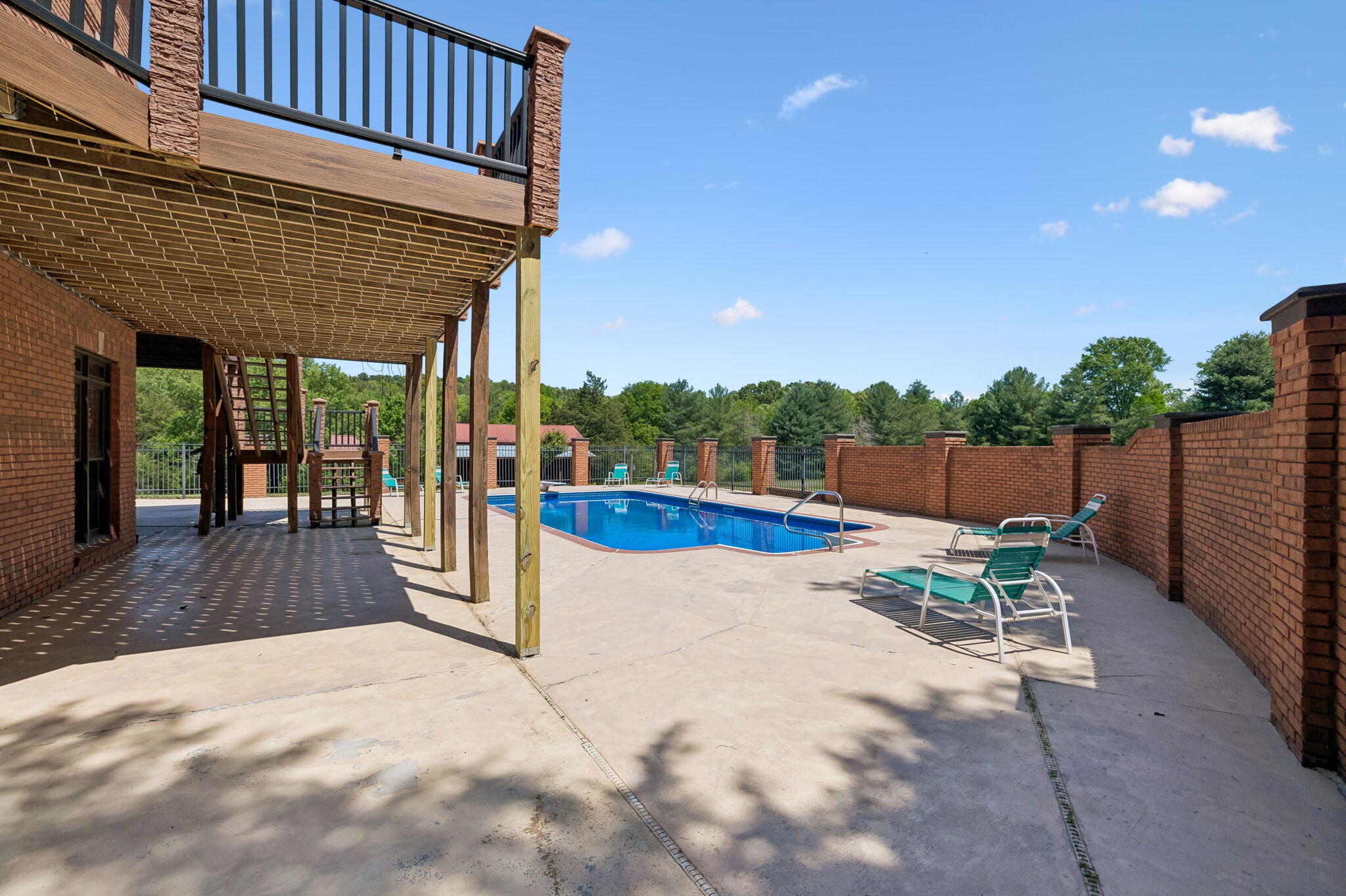7920 Higgins Lane