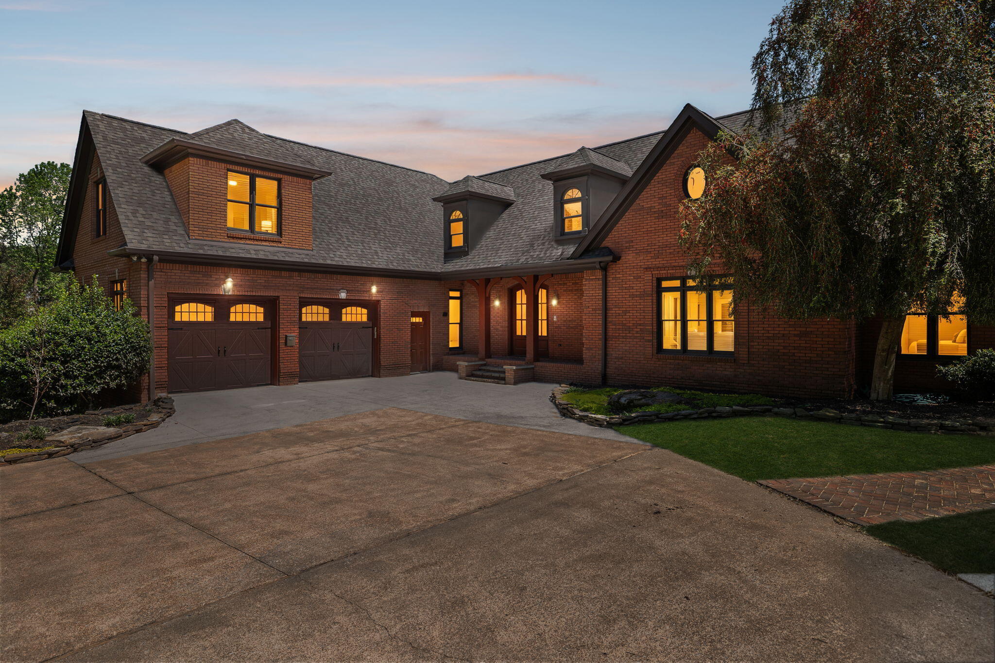 7920 Higgins Lane