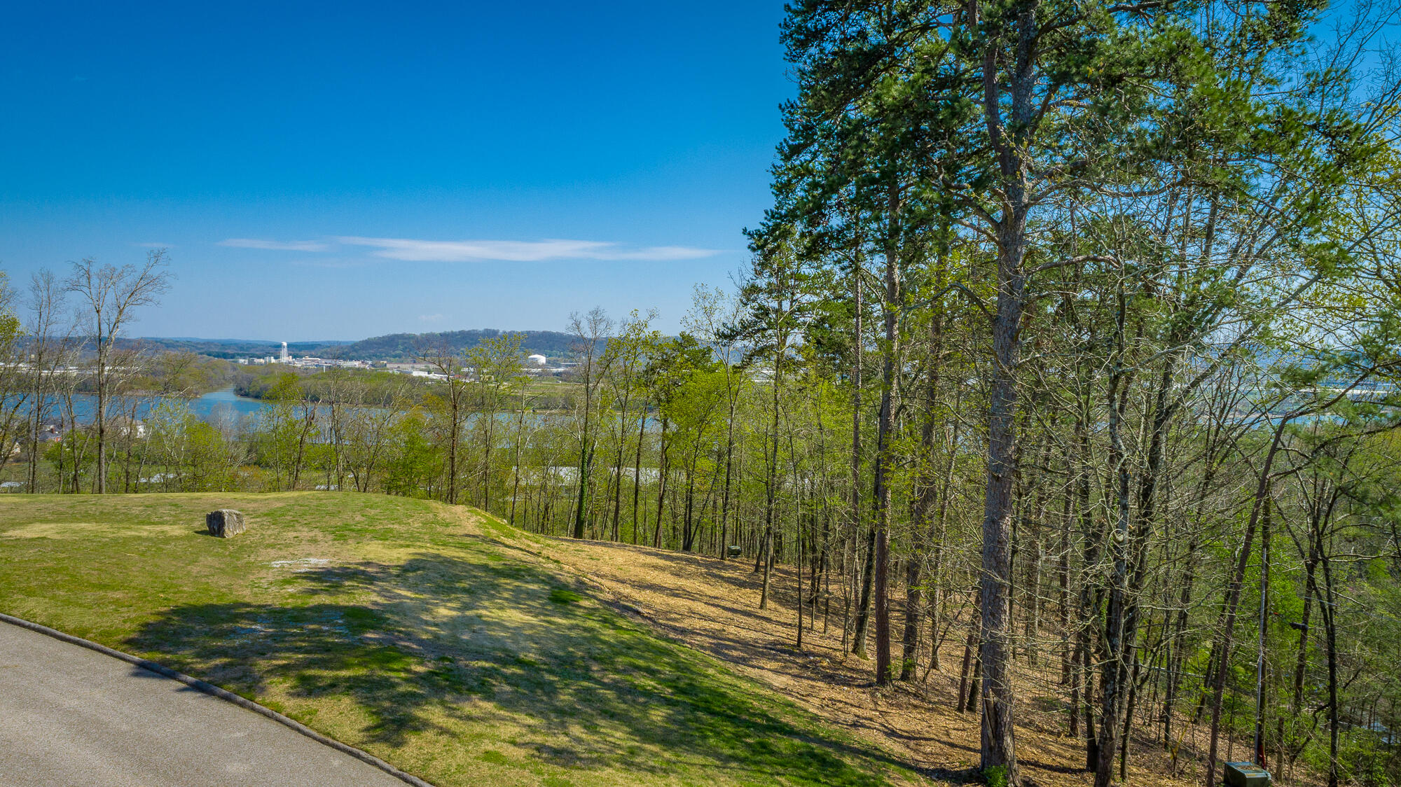 1111 Rivercrest Drive