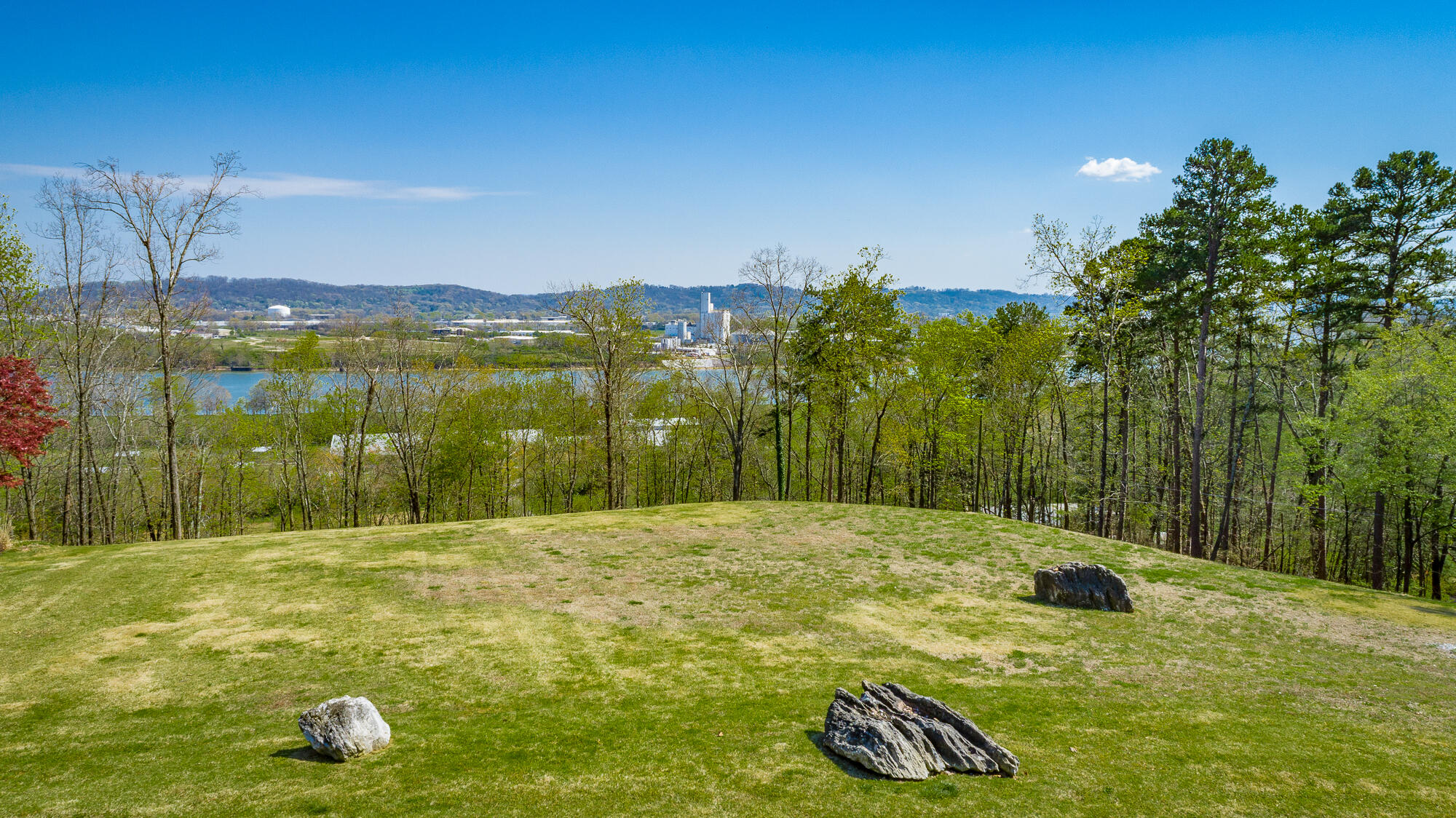 1111 Rivercrest Drive