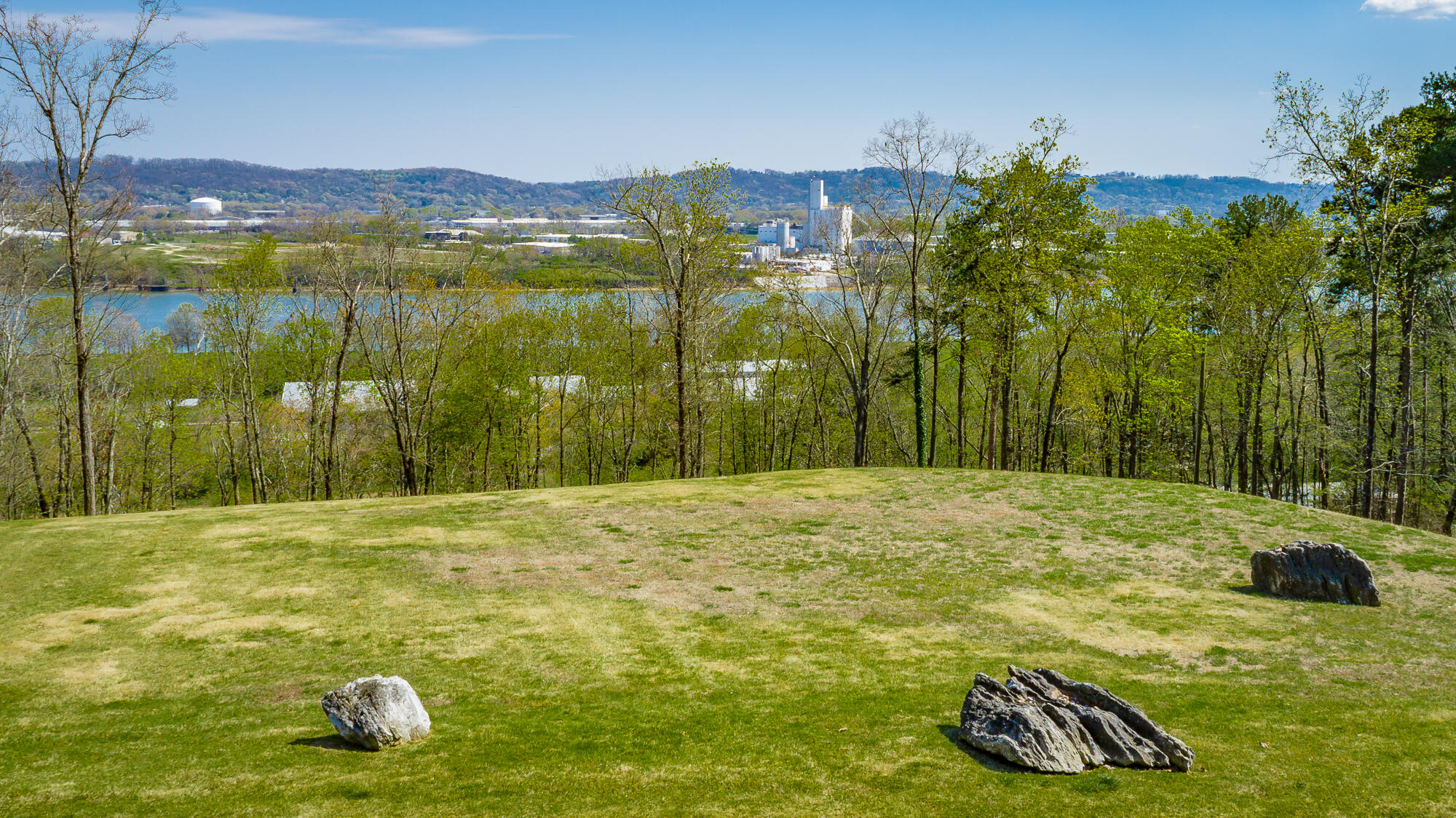 1111 Rivercrest Drive