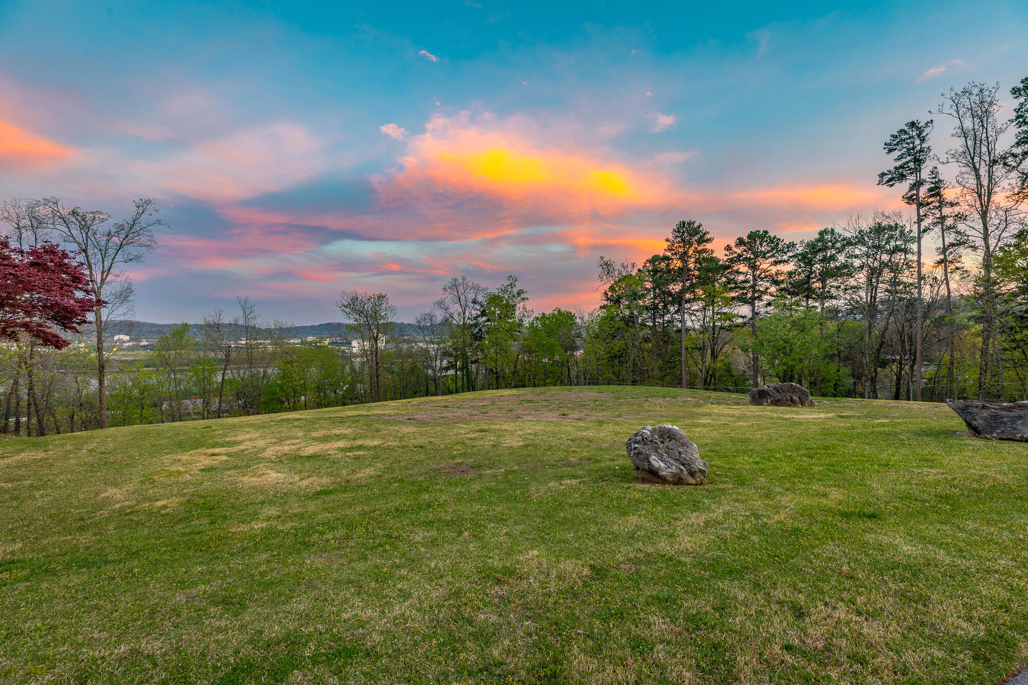 1111 Rivercrest Drive