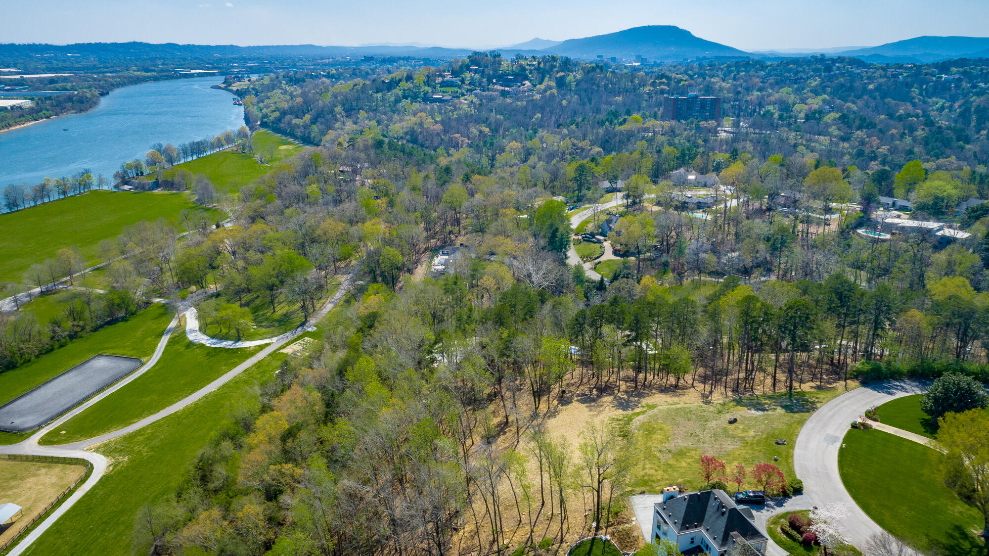 1111 Rivercrest Drive