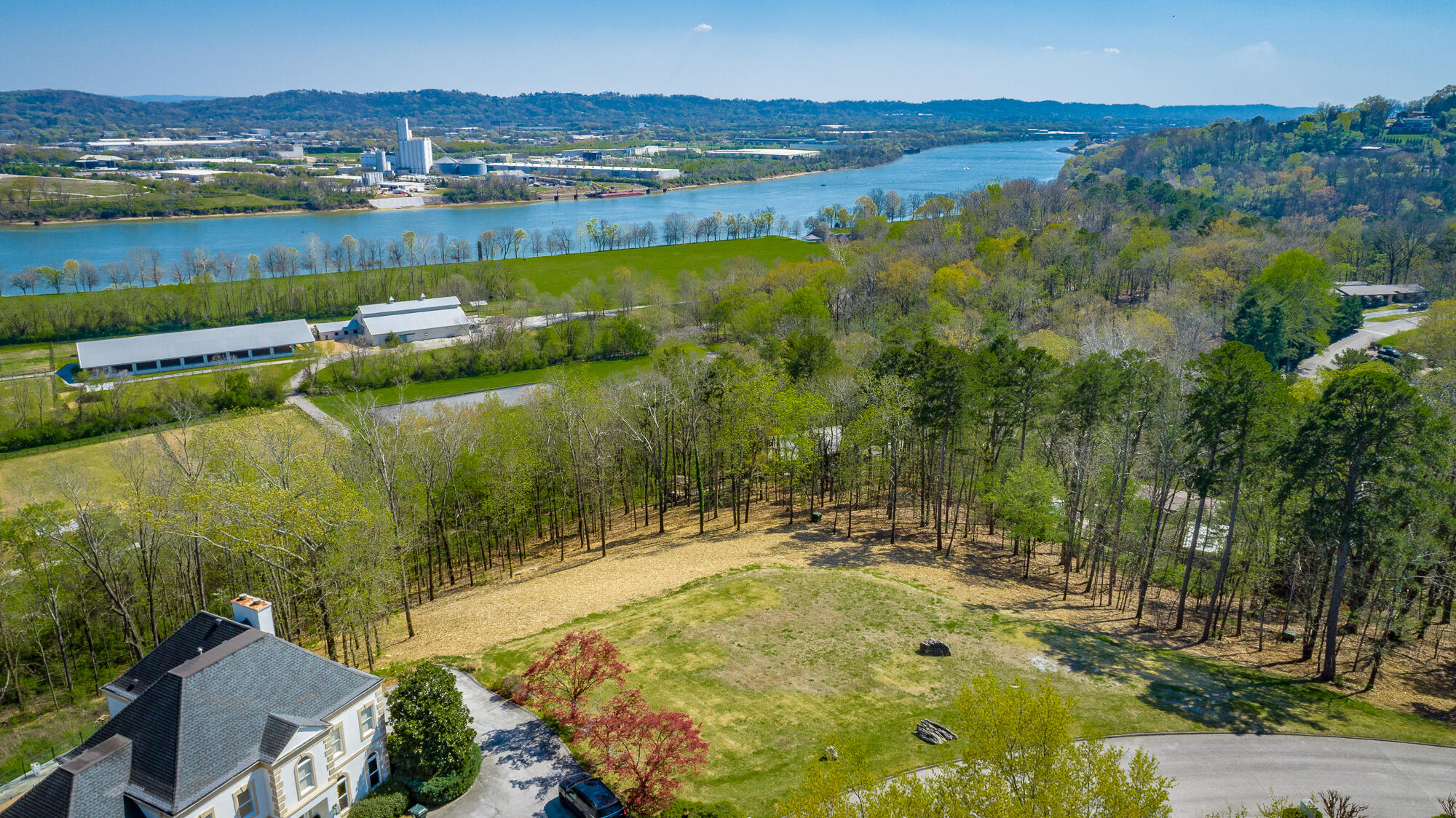 1111 Rivercrest Drive