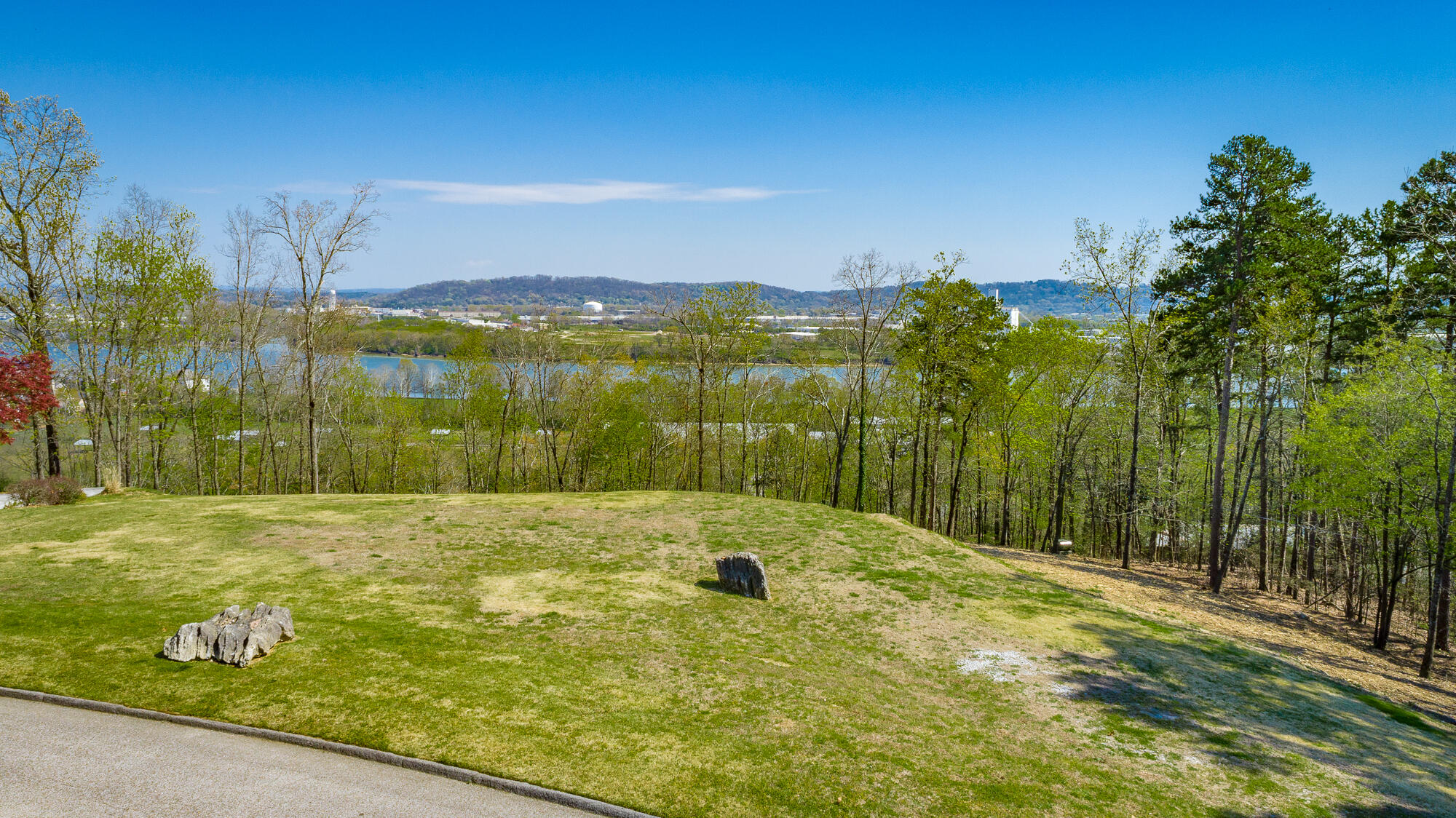 1111 Rivercrest Drive