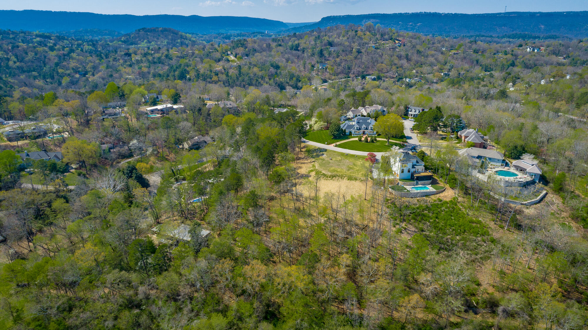 1111 Rivercrest Drive