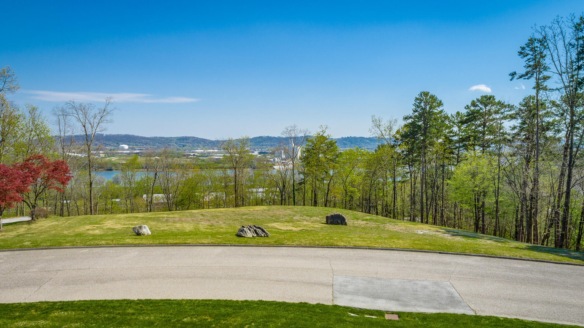 1111 Rivercrest Drive