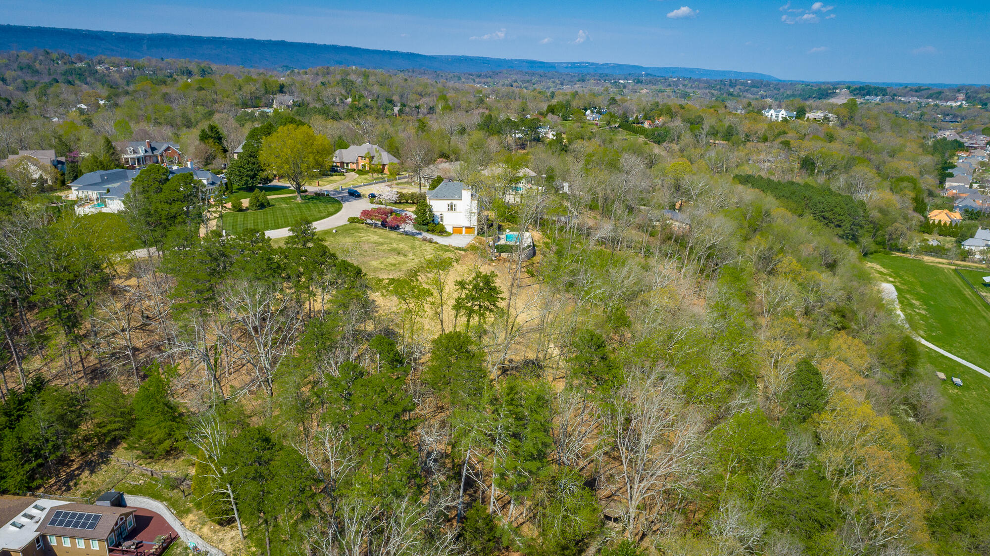 1111 Rivercrest Drive