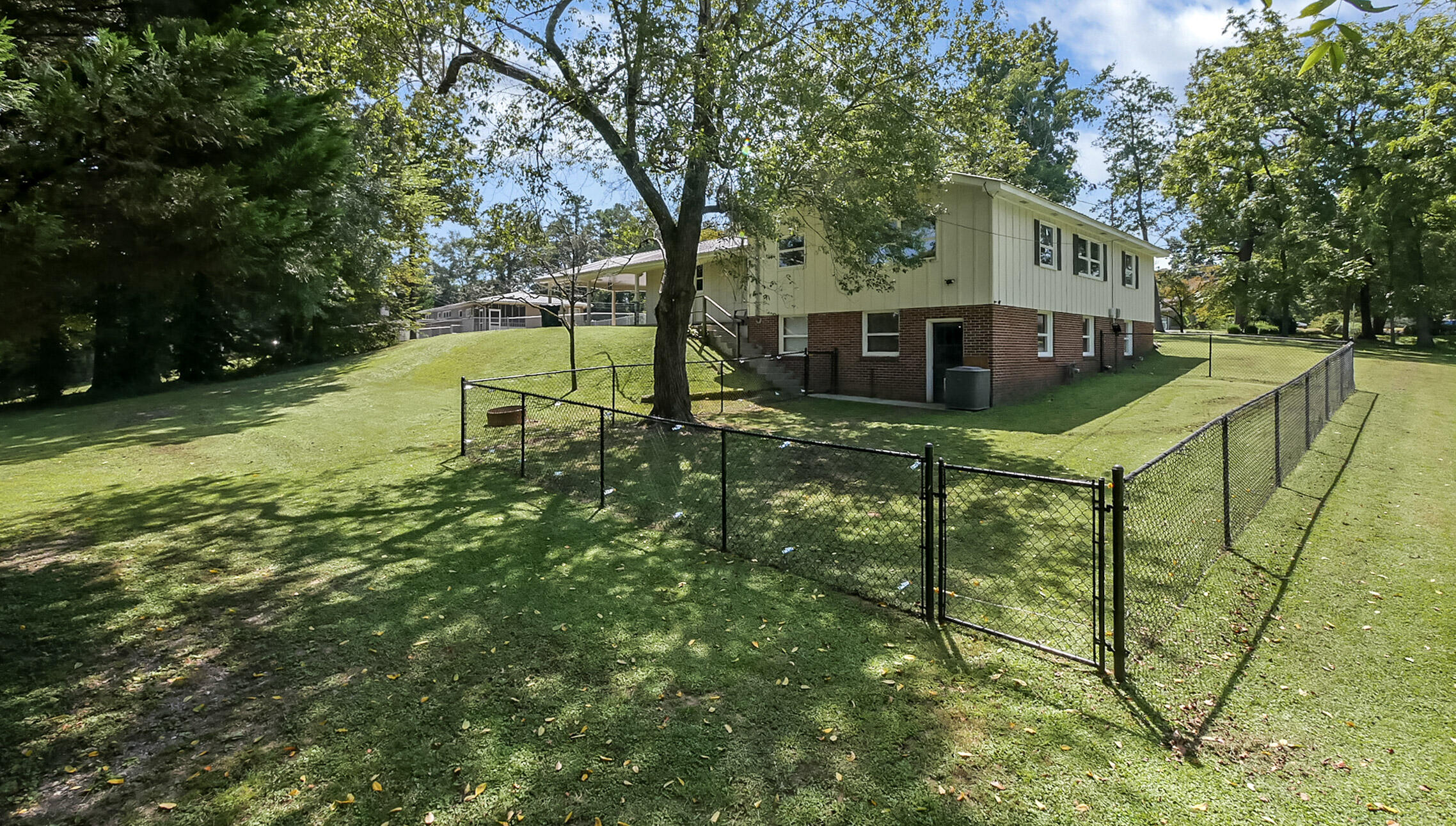 111 Clebourne Avenue