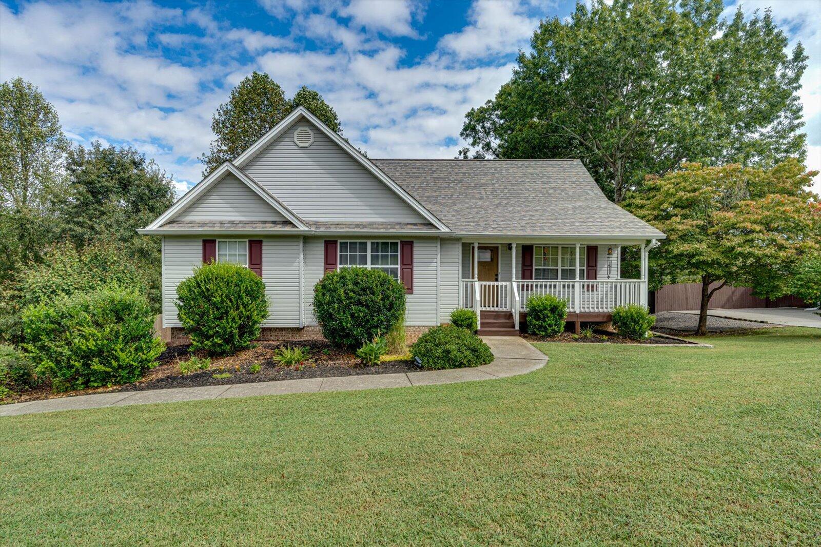 258 Heather Oaks Trail SE