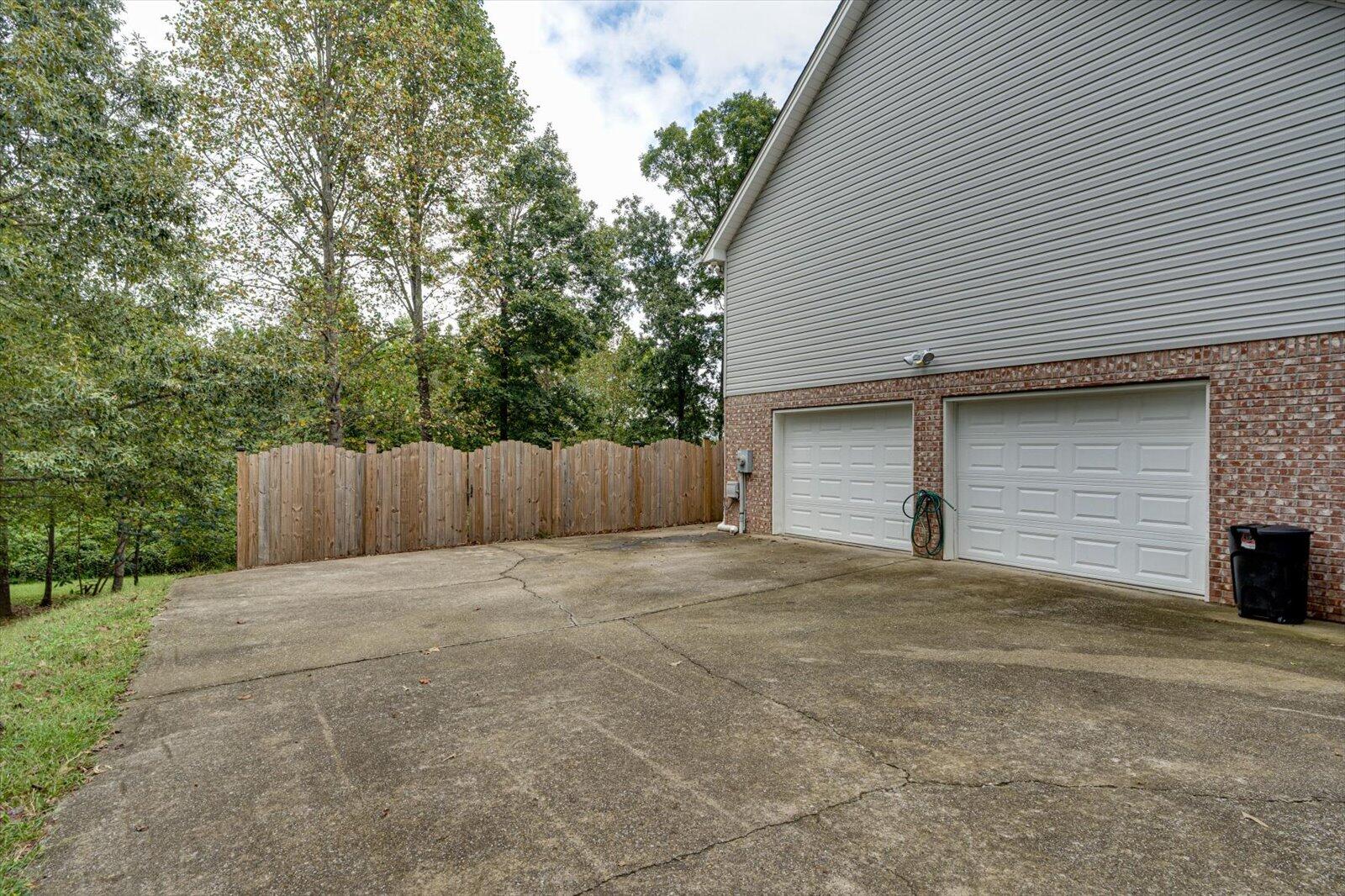 258 Heather Oaks Trail SE