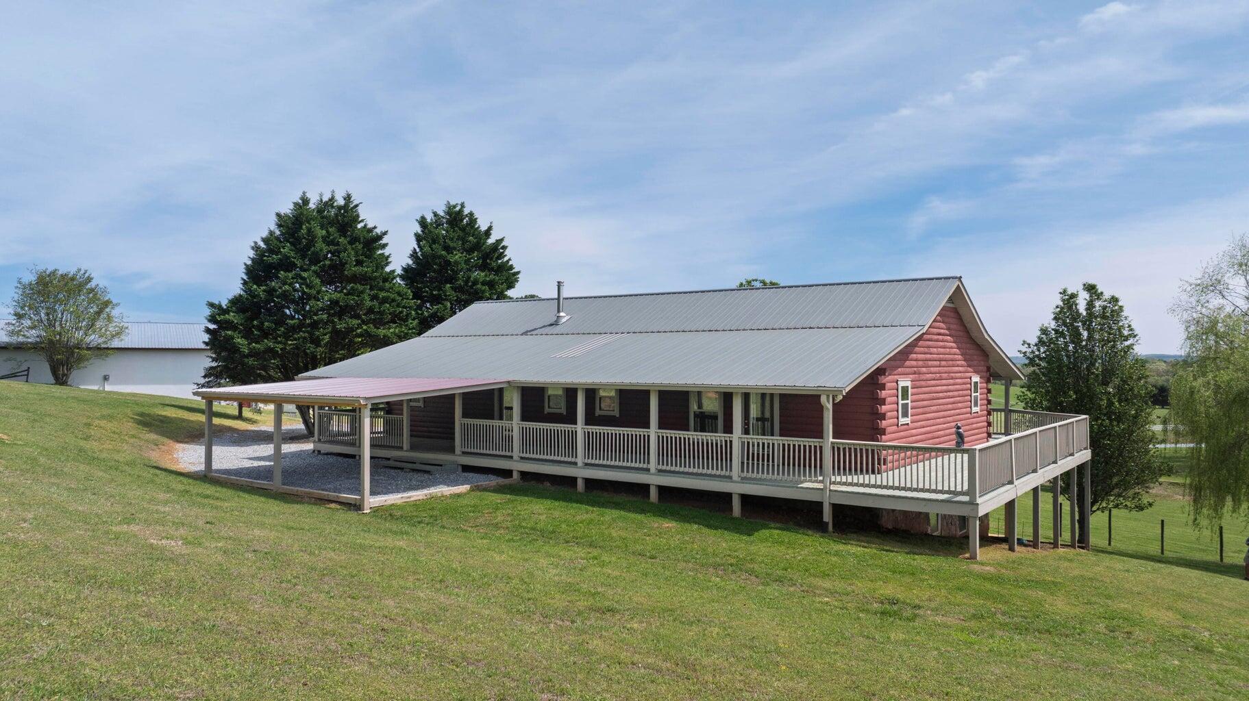 410 Pioneer Trail