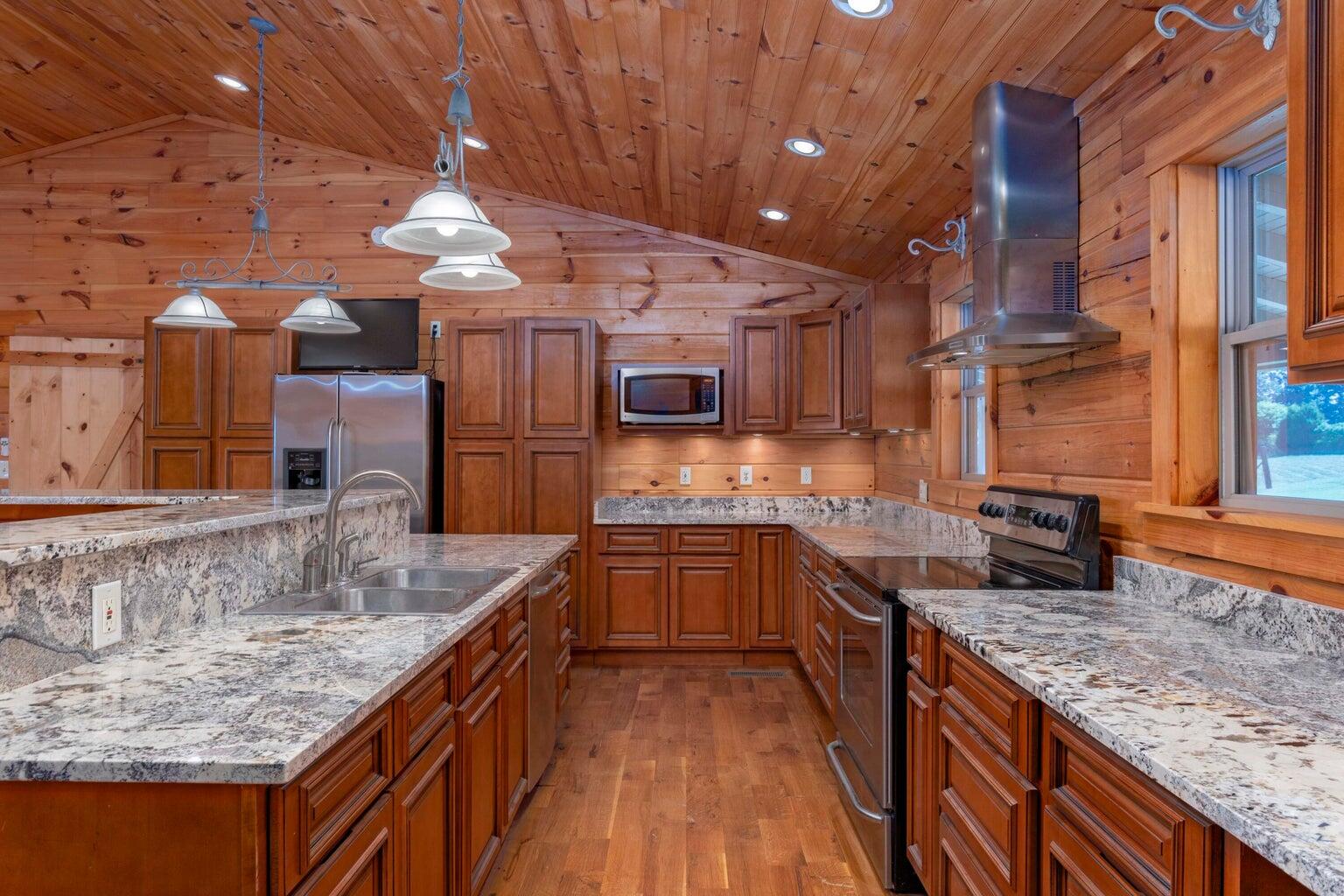 410 Pioneer Trail