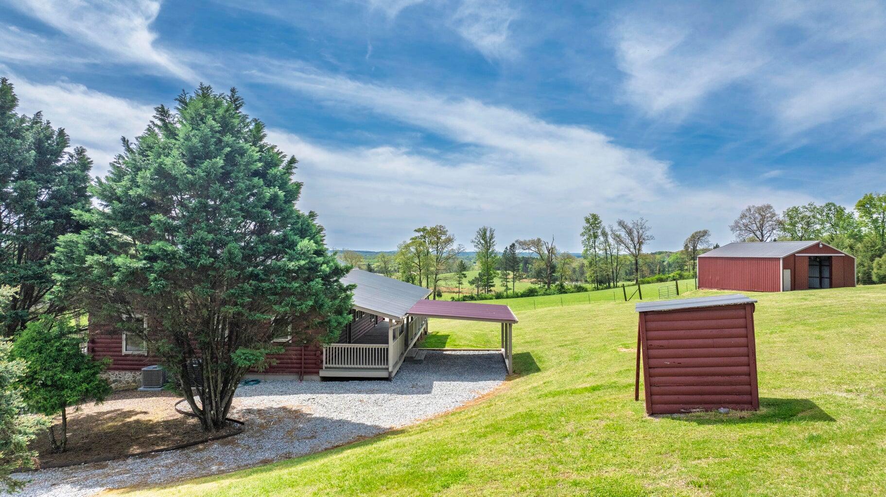 410 Pioneer Trail