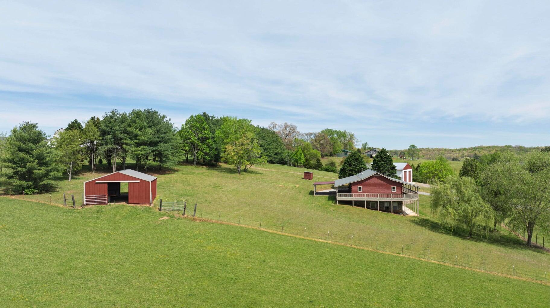 410 Pioneer Trail