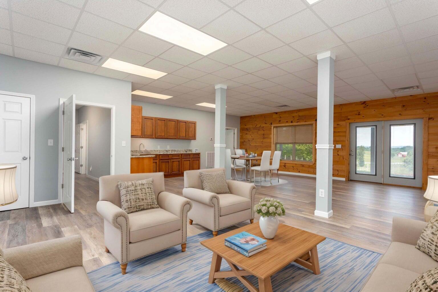 410 Pioneer Trail