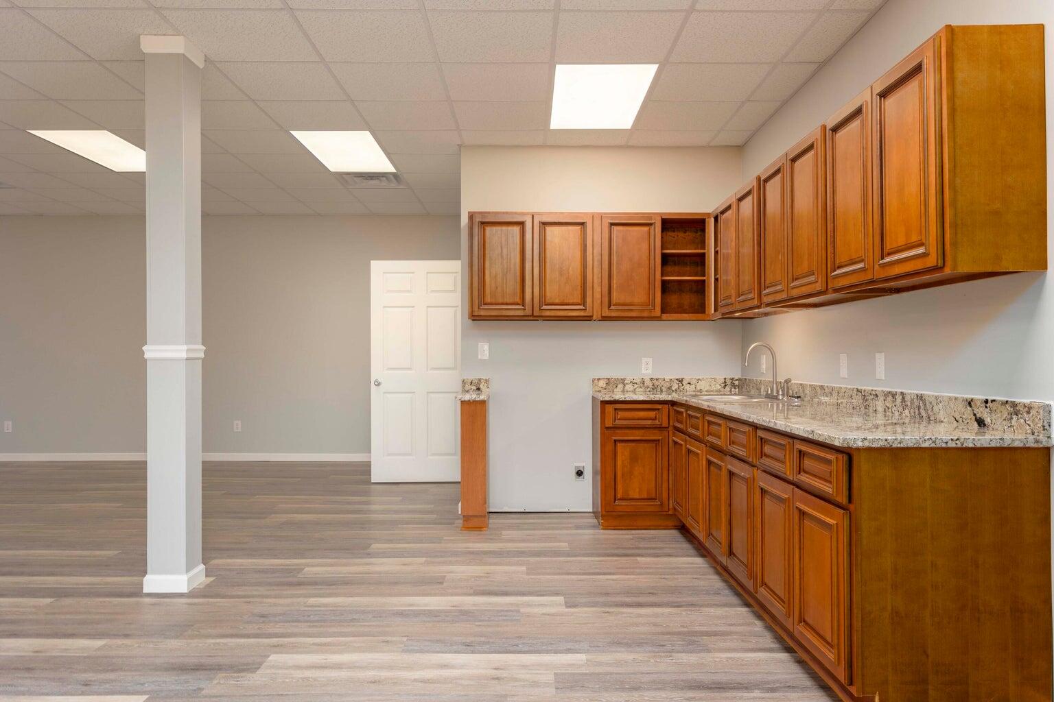 410 Pioneer Trail