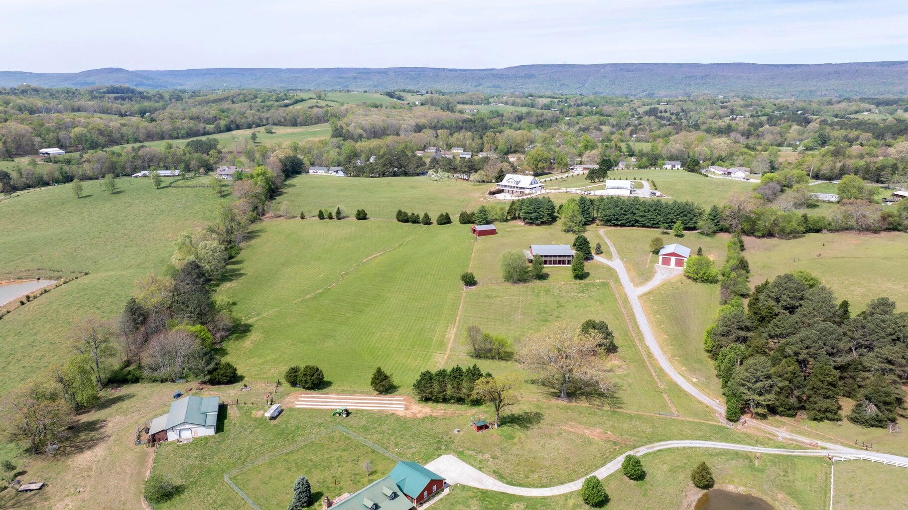 410 Pioneer Trail