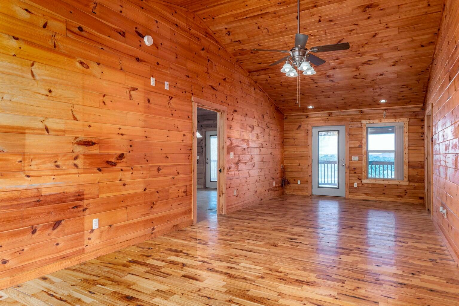 410 Pioneer Trail