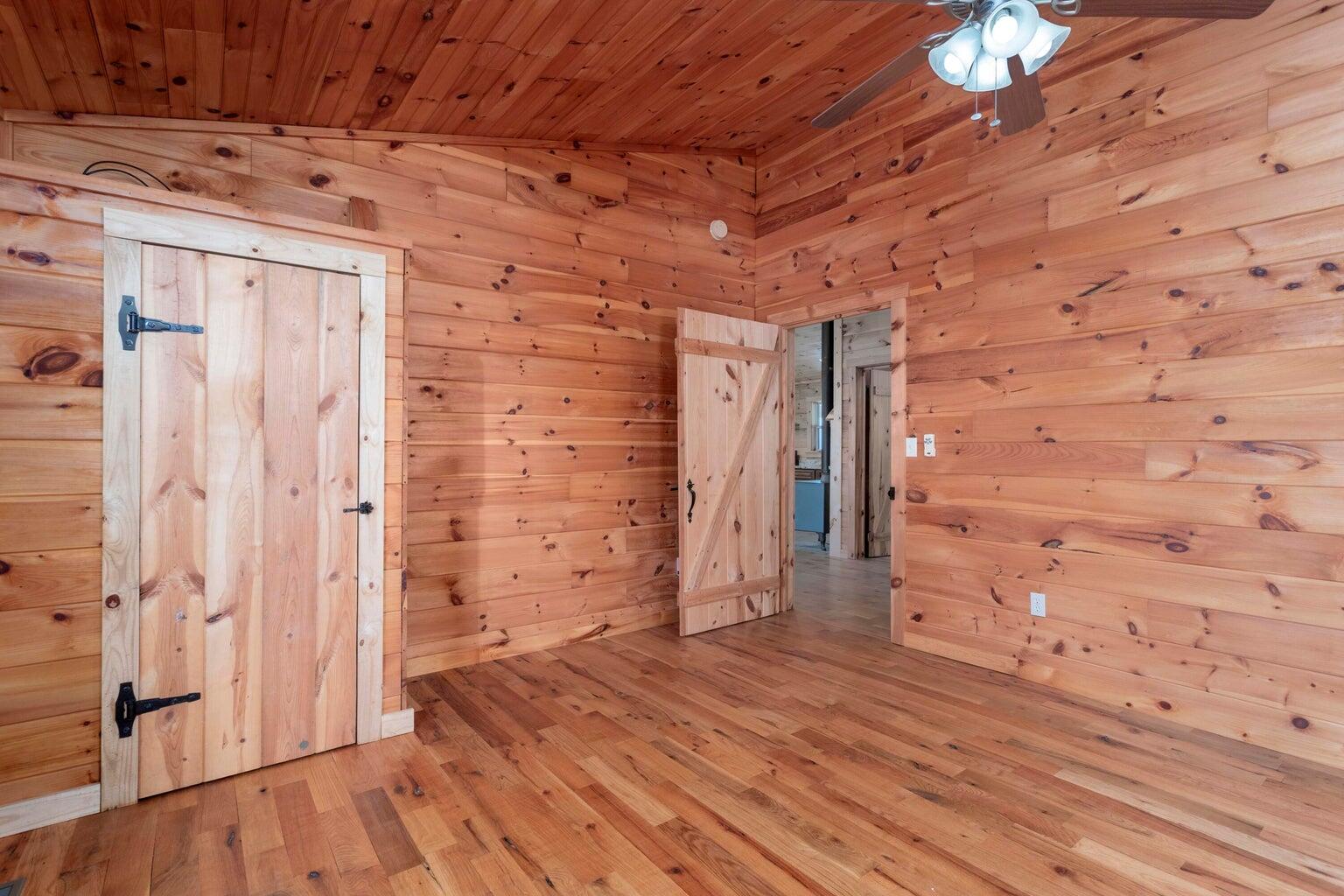410 Pioneer Trail