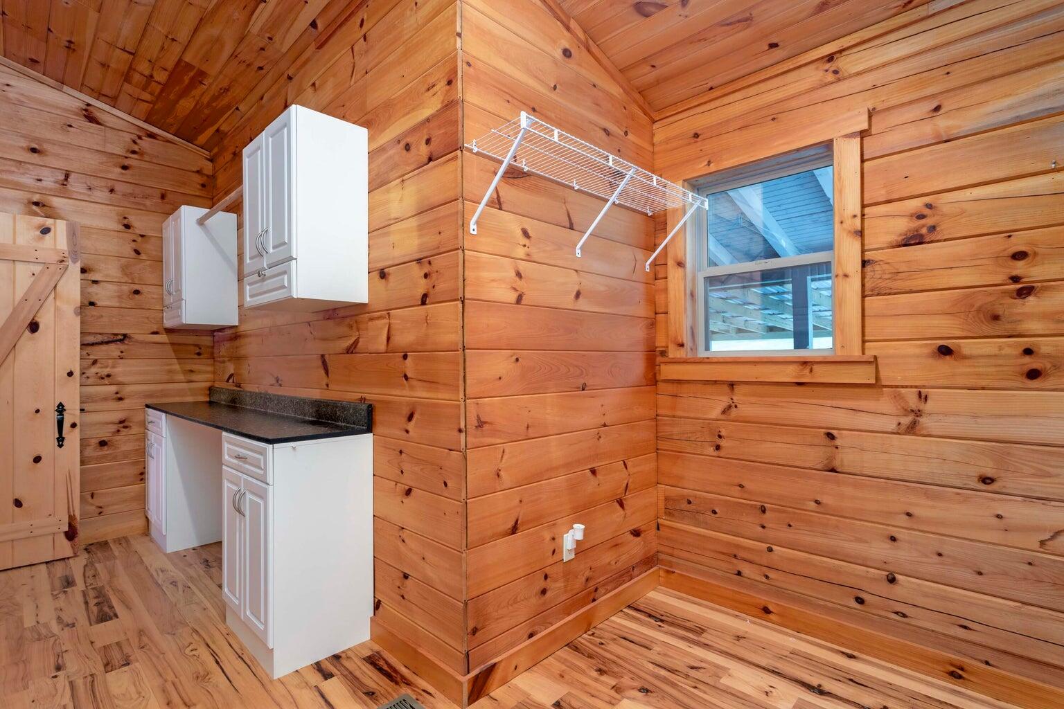410 Pioneer Trail